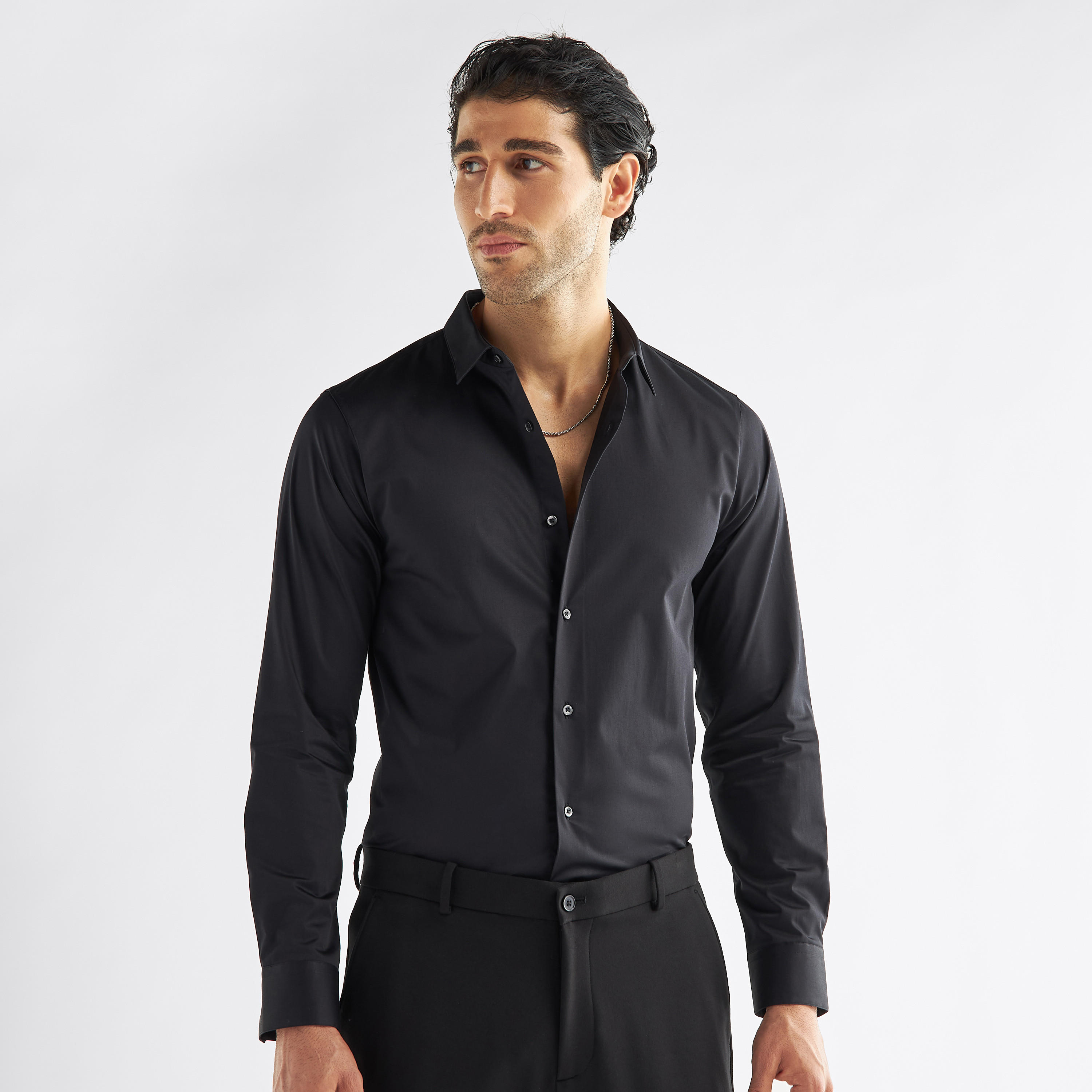 قميص بقصّة عادية وأكمام طويلة وأزرار إغلاق-men-clothing-shirts-image-1