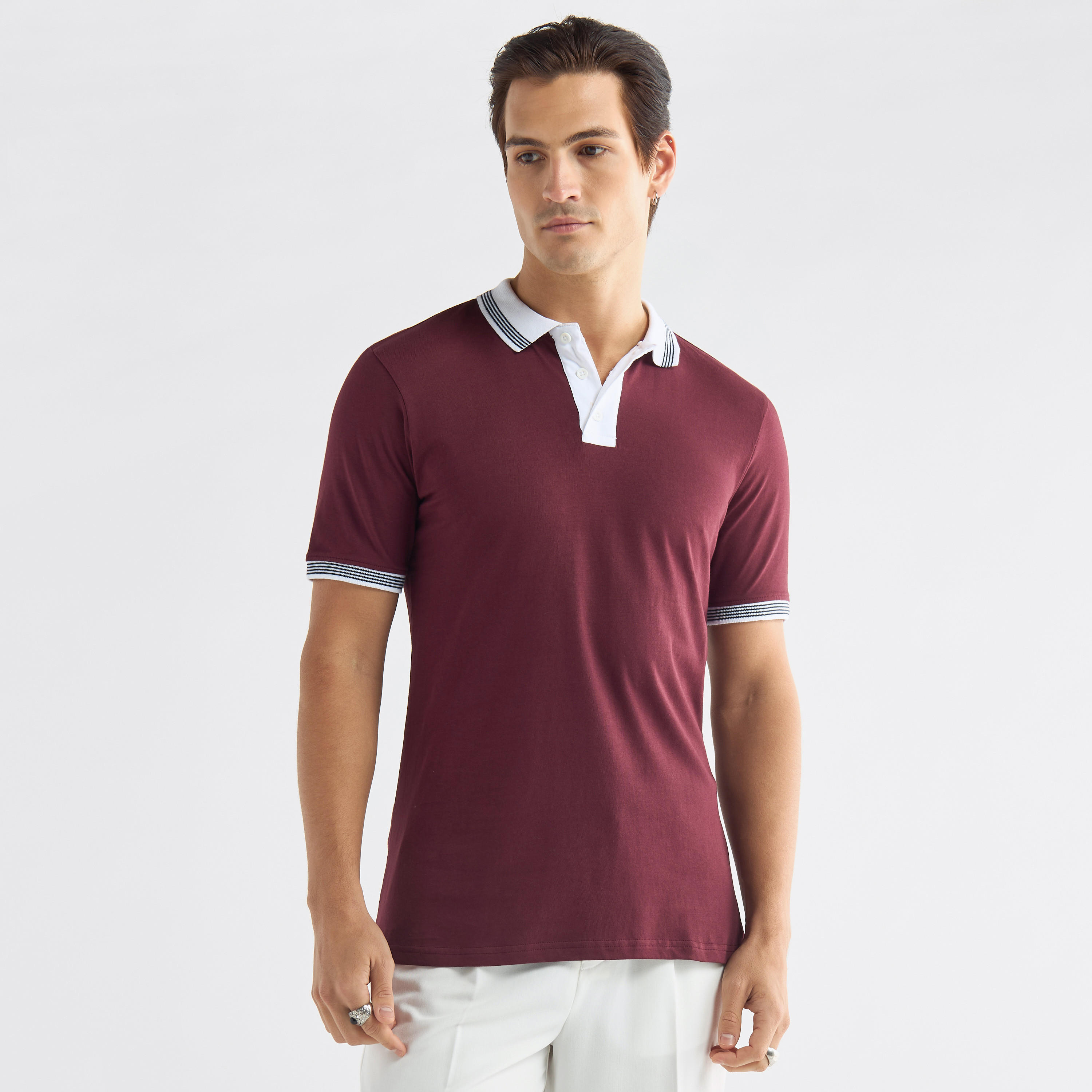 تيشيرت بولو بقوالب ملونة وأكمام قصيرة وأزرار إغلاق-men-clothing-tshirtsandpolos-polos-image-1
