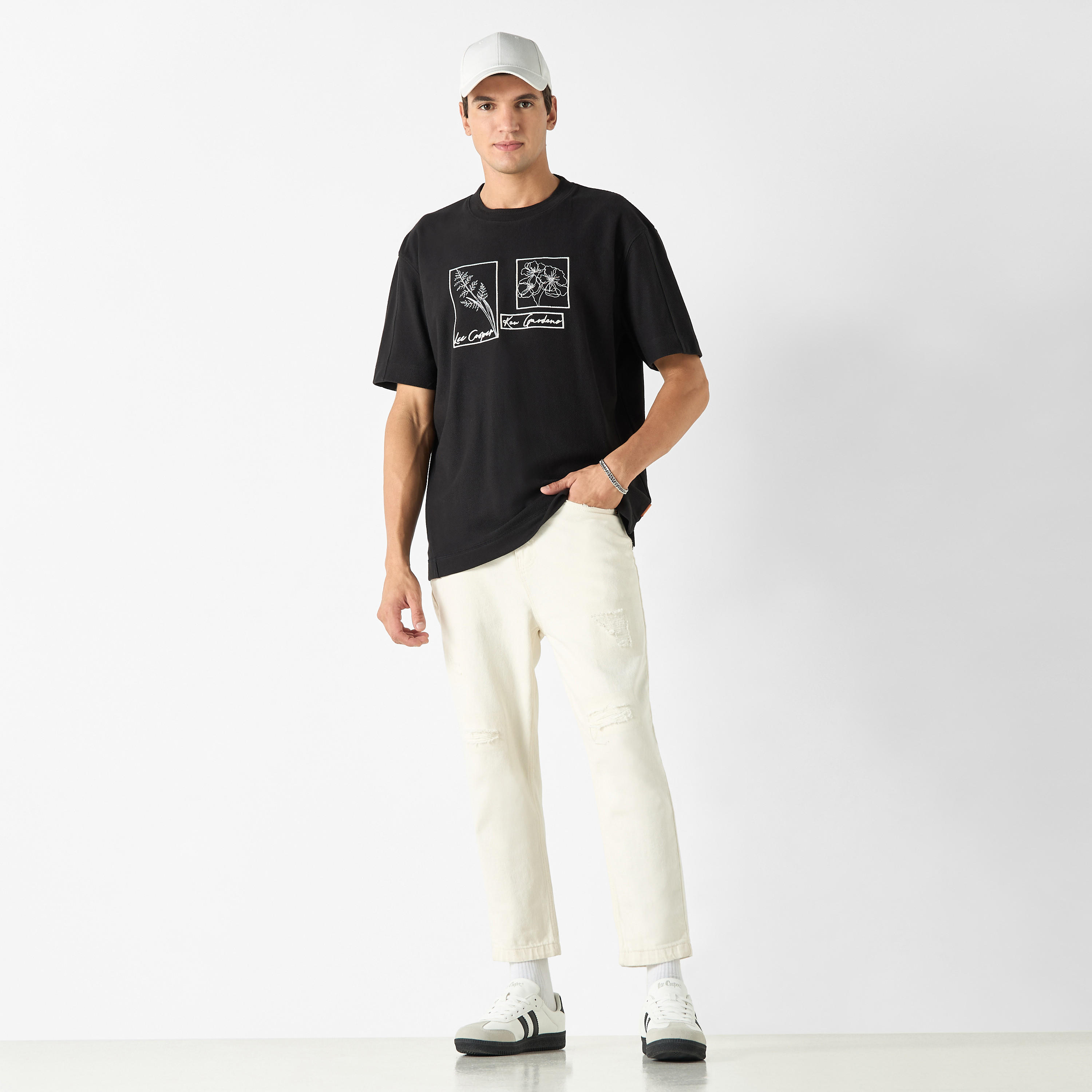 Lee Cooper Embroidered T-shirt with Crew Neck and Short Sleeves-men-clothing-tshirtsandpolos-tshirts-image-2