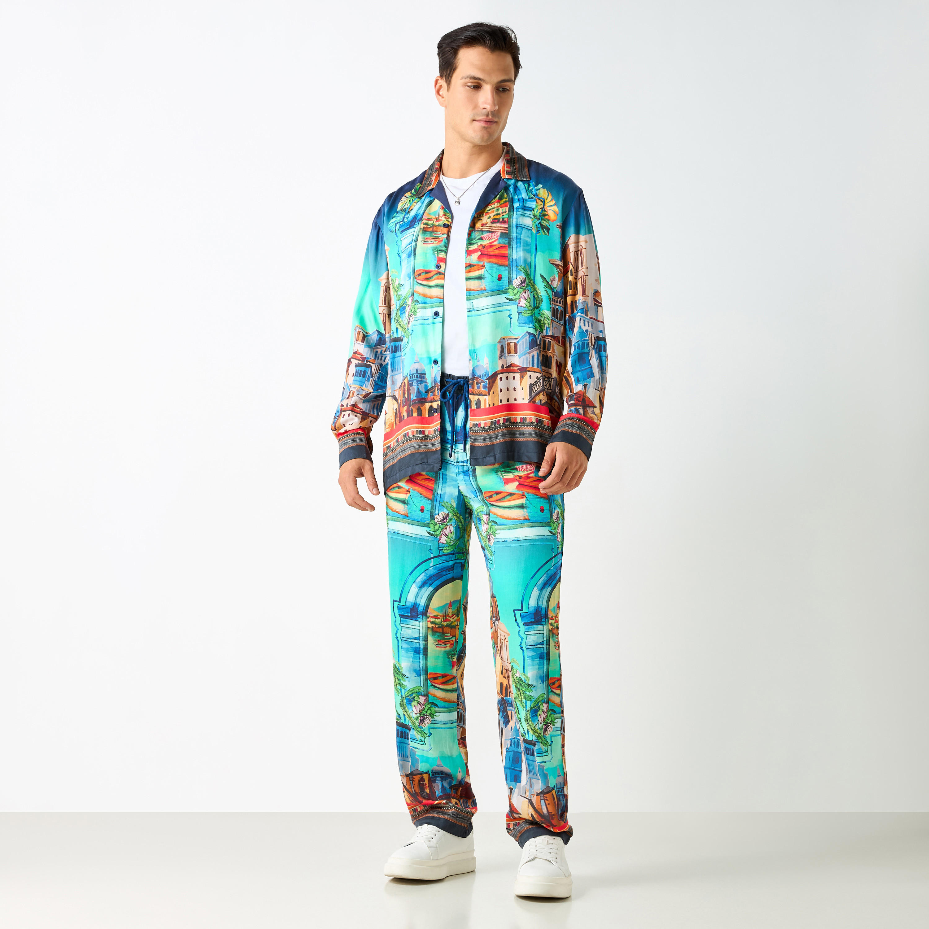 بنطلون برباط إغلاق وجيوب وطبعات غرافيك-men-clothing-bottoms-trousersandchinos-trousers-image-1