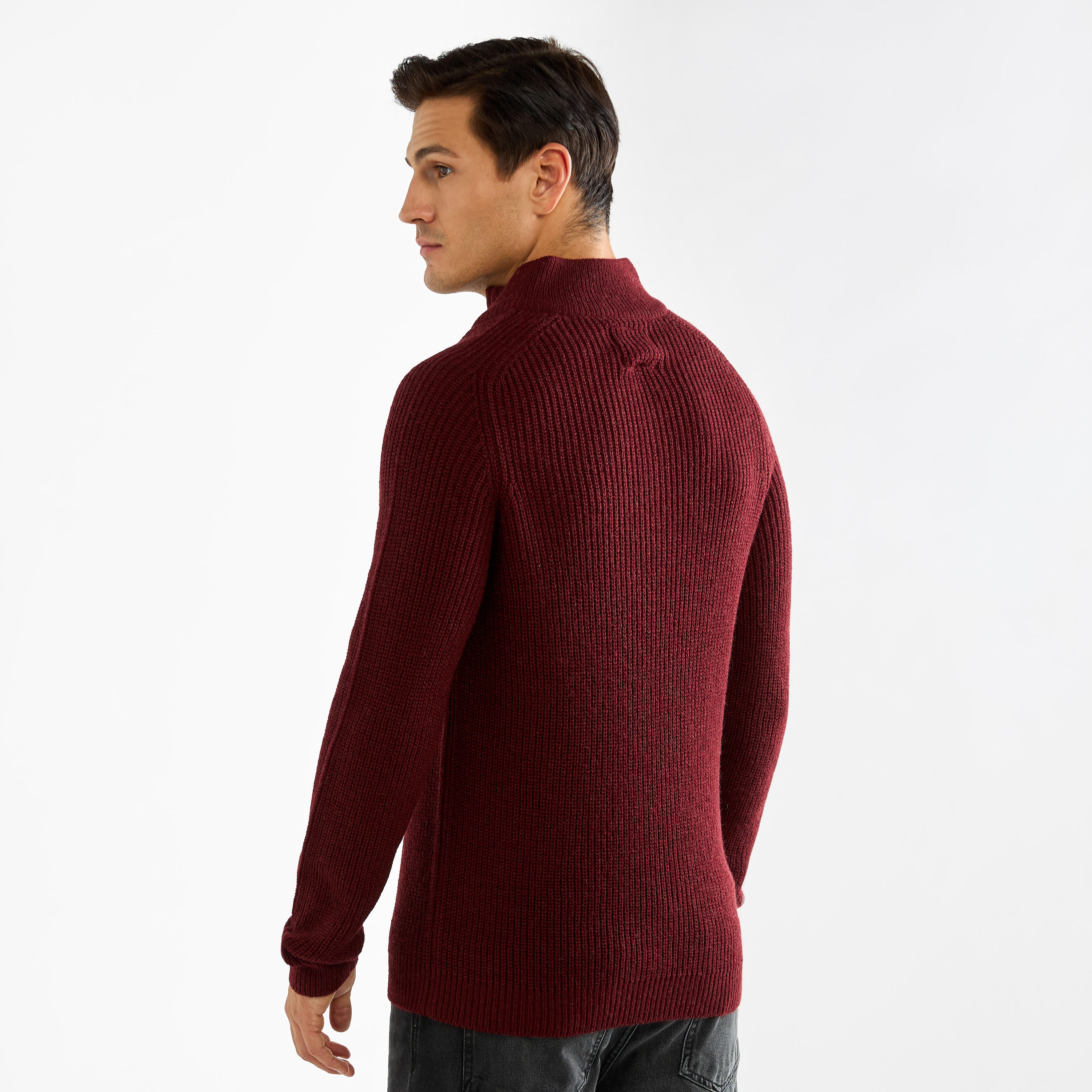 كنزة بارز الملمس بياقة عالية وسحّاب إغلاق-men-clothing-sweatersandpullovers-image-3