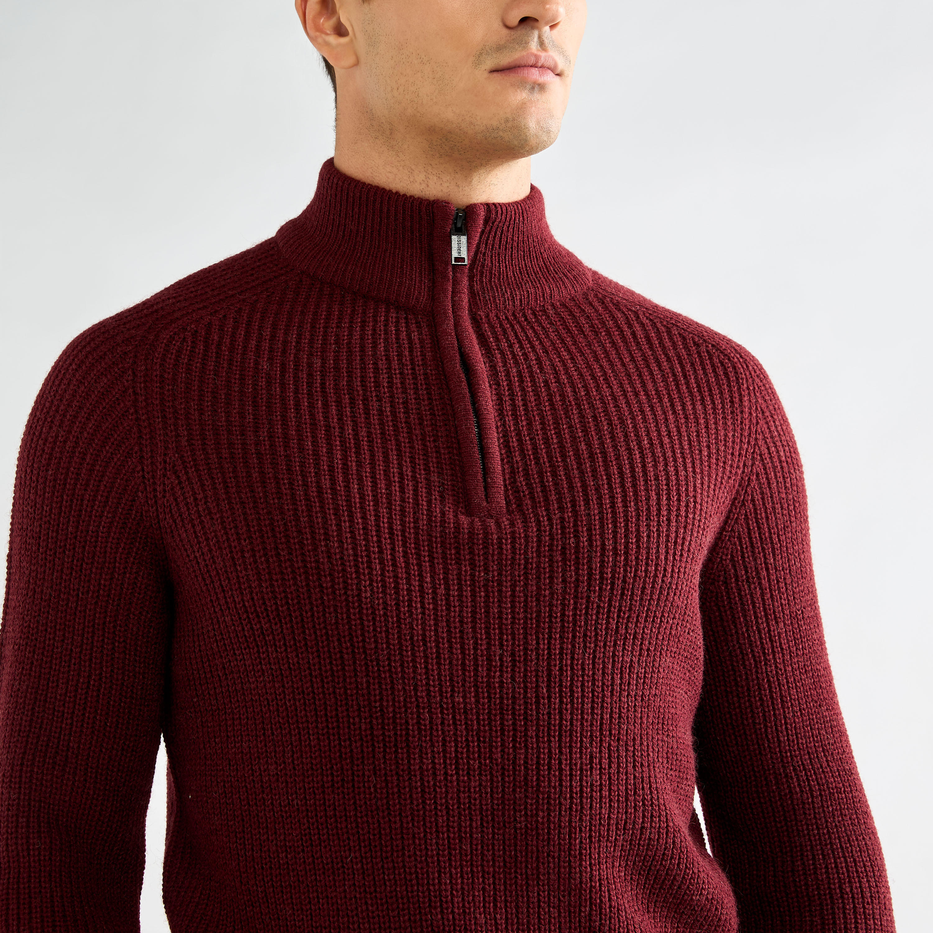 كنزة بارز الملمس بياقة عالية وسحّاب إغلاق-men-clothing-sweatersandpullovers-image-4