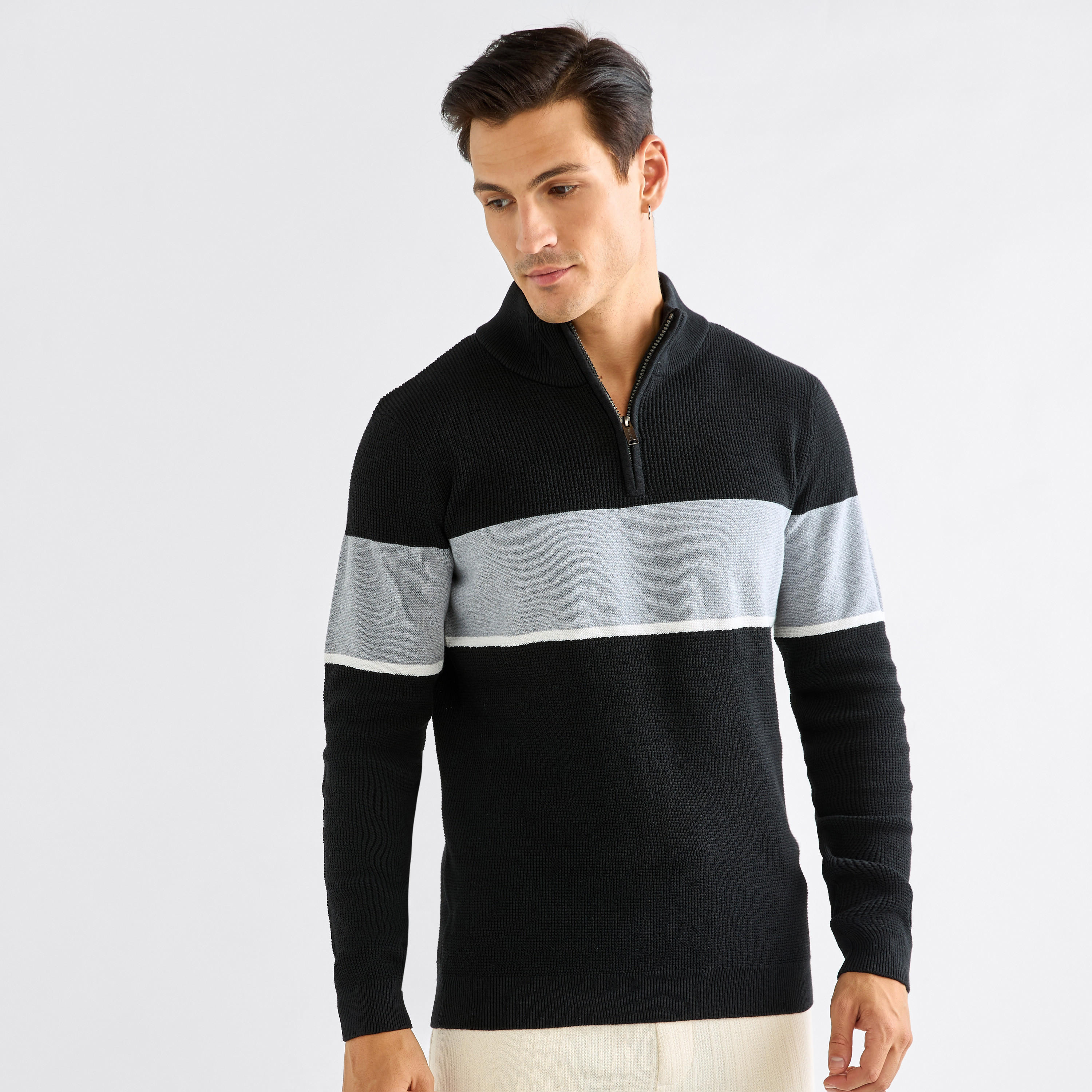 سويت شيرت بقوالب ملونة وأكمام طويلة وسحاب إغلاق-men-winterwear-hoodiesandsweatshirts-image-5
