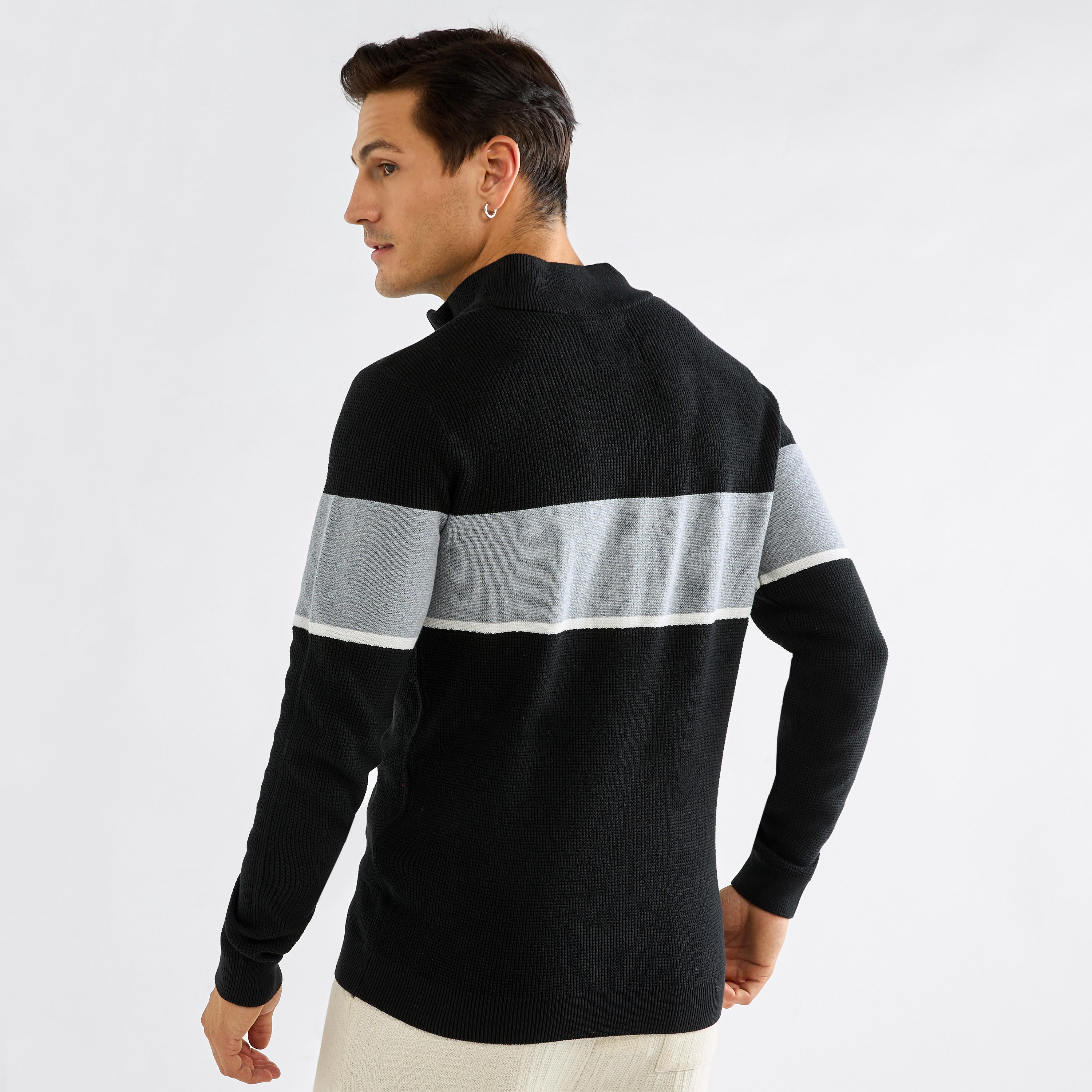 سويت شيرت بقوالب ملونة وأكمام طويلة وسحاب إغلاق-men-winterwear-hoodiesandsweatshirts-image-7