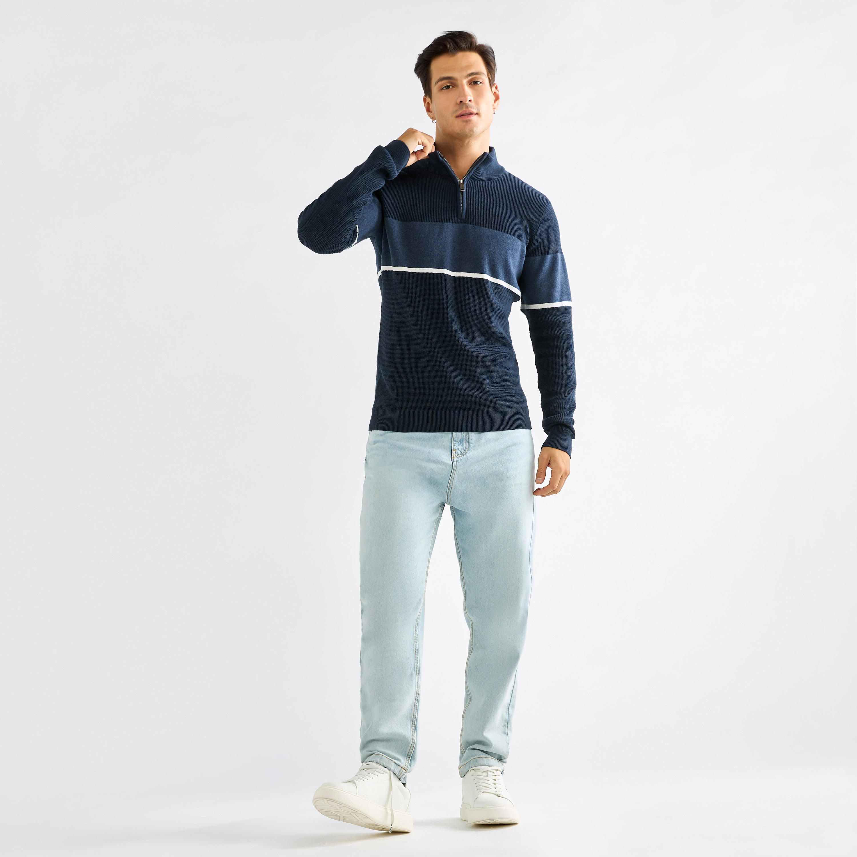 سويت شيرت بقوالب ملونة وأكمام طويلة وسحاب إغلاق-men-winterwear-hoodiesandsweatshirts-image-10