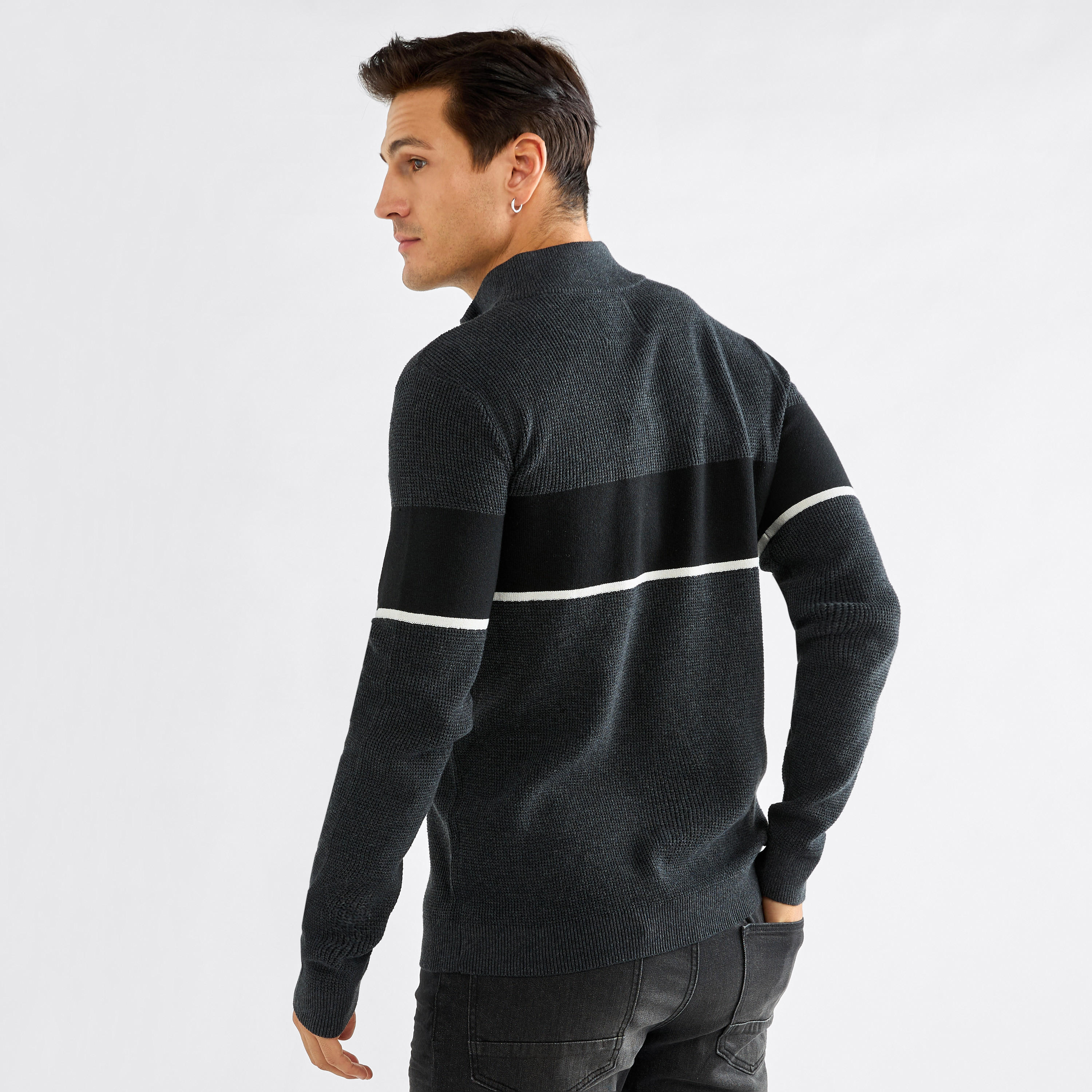 سويت شيرت بقوالب ملونة وأكمام طويلة وسحاب إغلاق-men-winterwear-hoodiesandsweatshirts-image-3