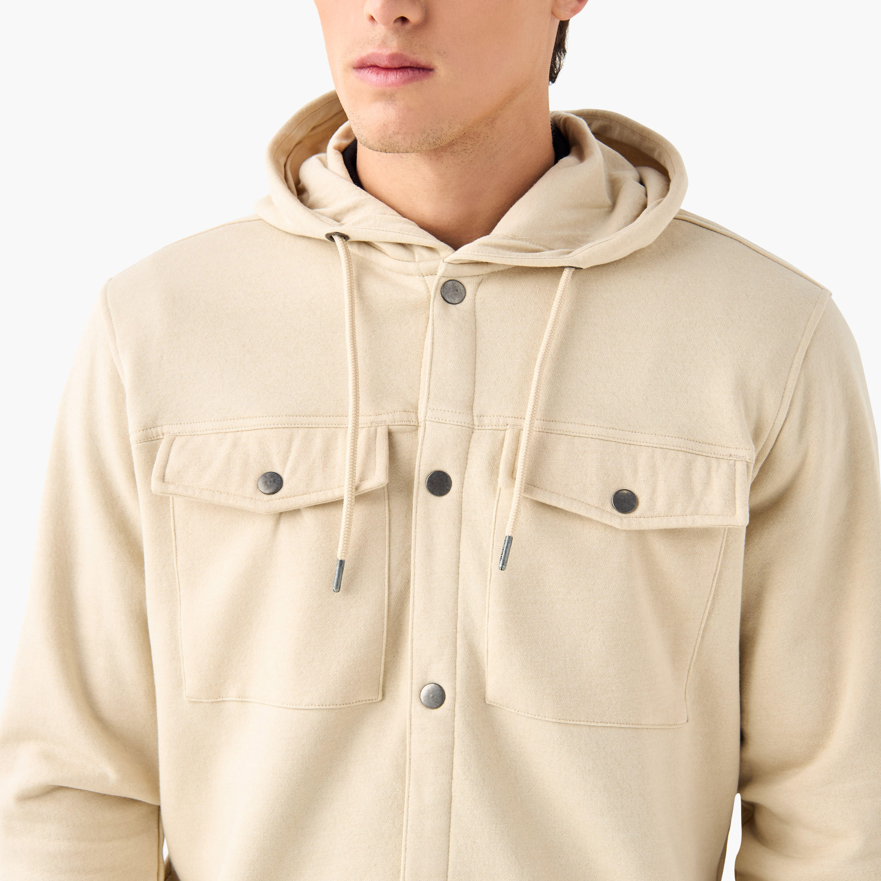 قميص بارز الملمس بجيوب على الصدر وقبعة-men-clothing-shirts-image-14