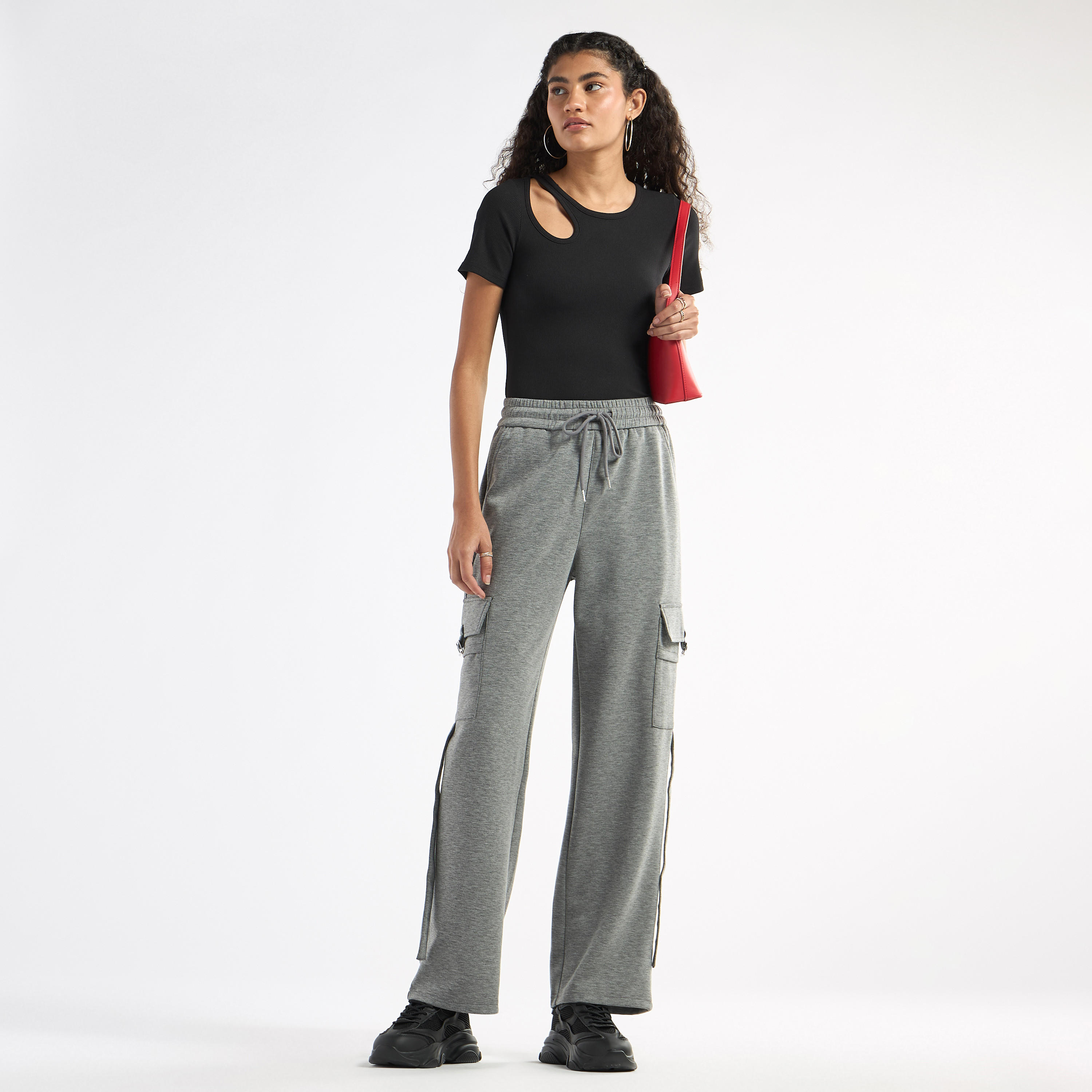 بنطلون رياضي كارجو برباط إغلاق-women-clothing-bottoms-joggers-image-2