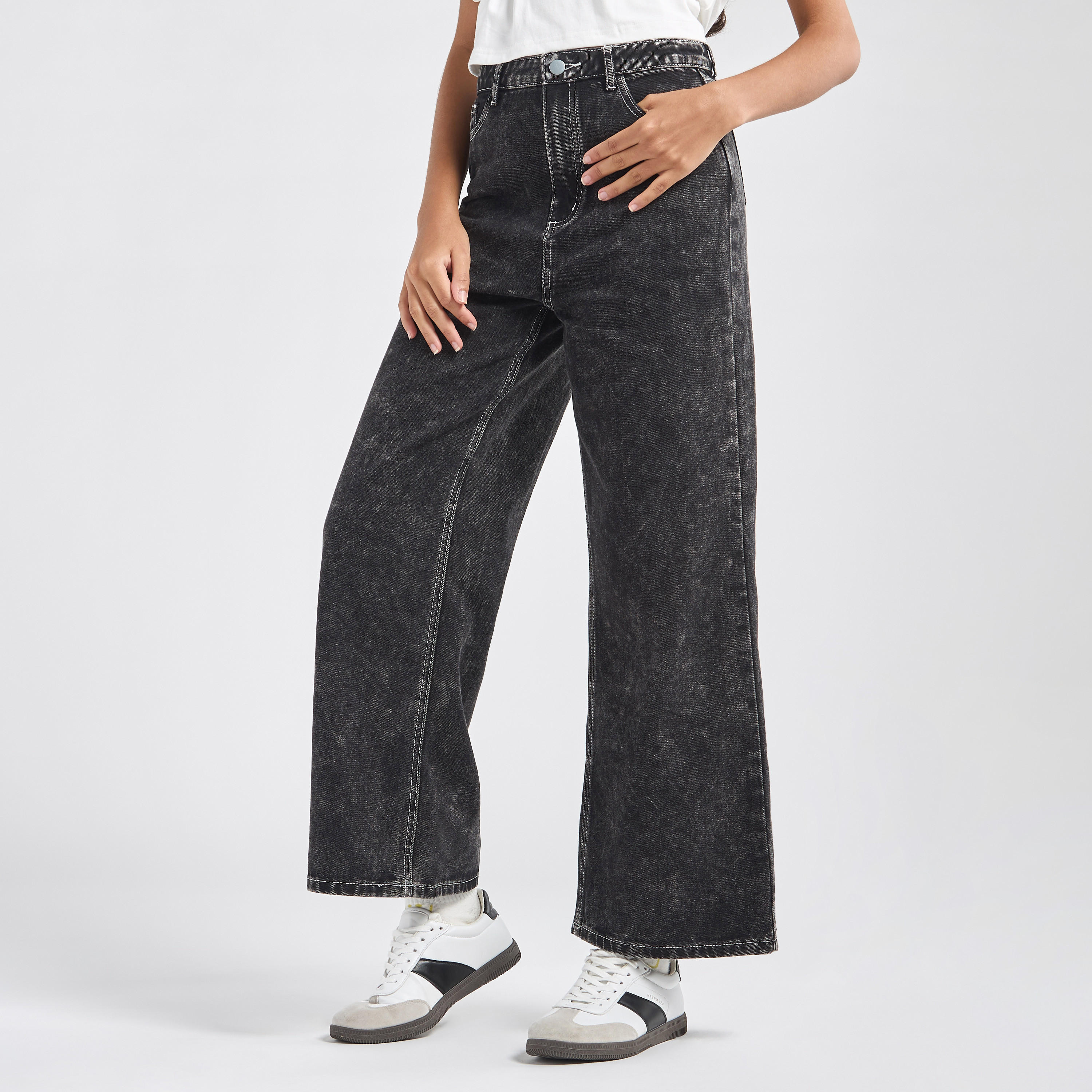 Wide Leg Jeans with Pockets-women-clothing-bottoms-jeans-image-1