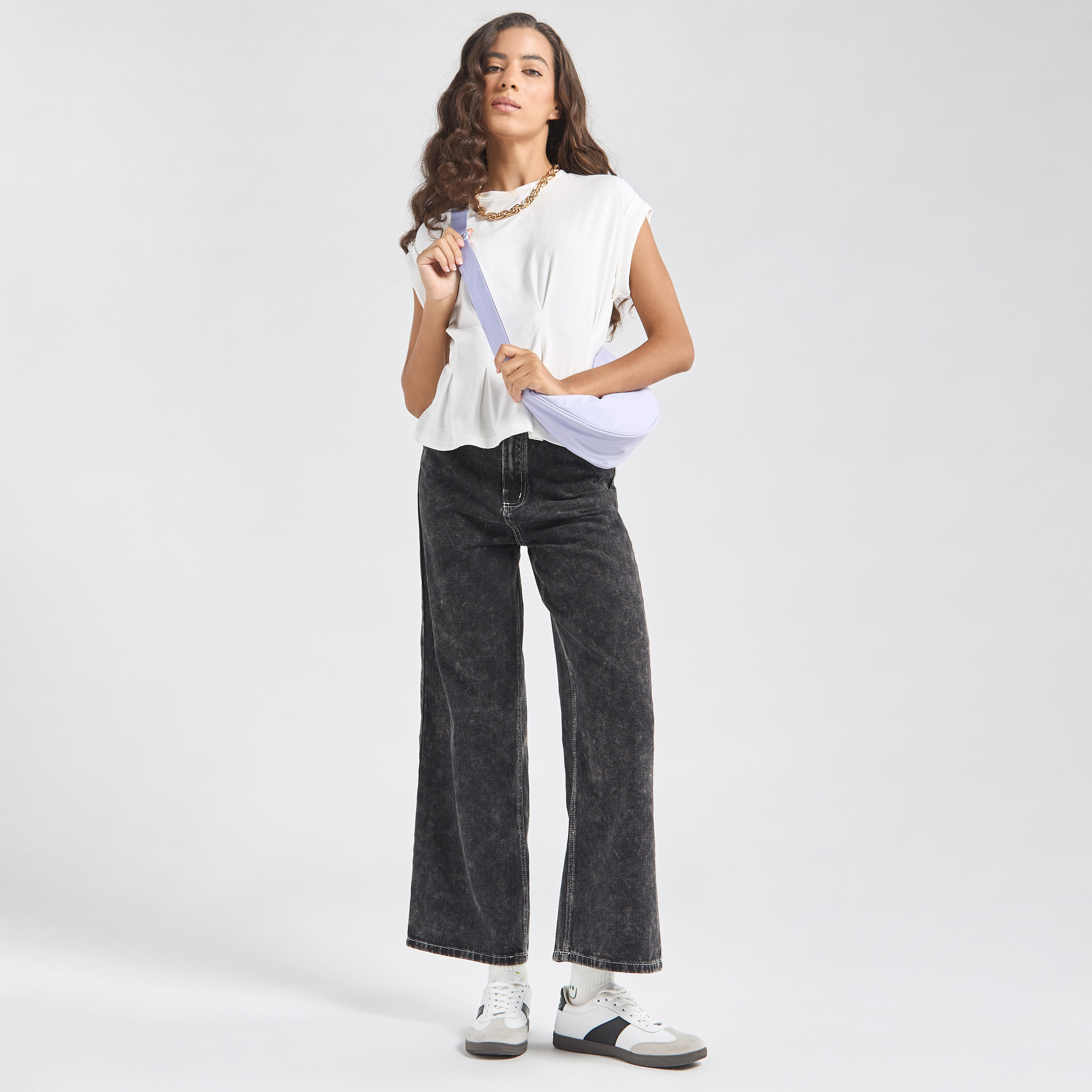 Wide Leg Jeans with Pockets-women-clothing-bottoms-jeans-image-2