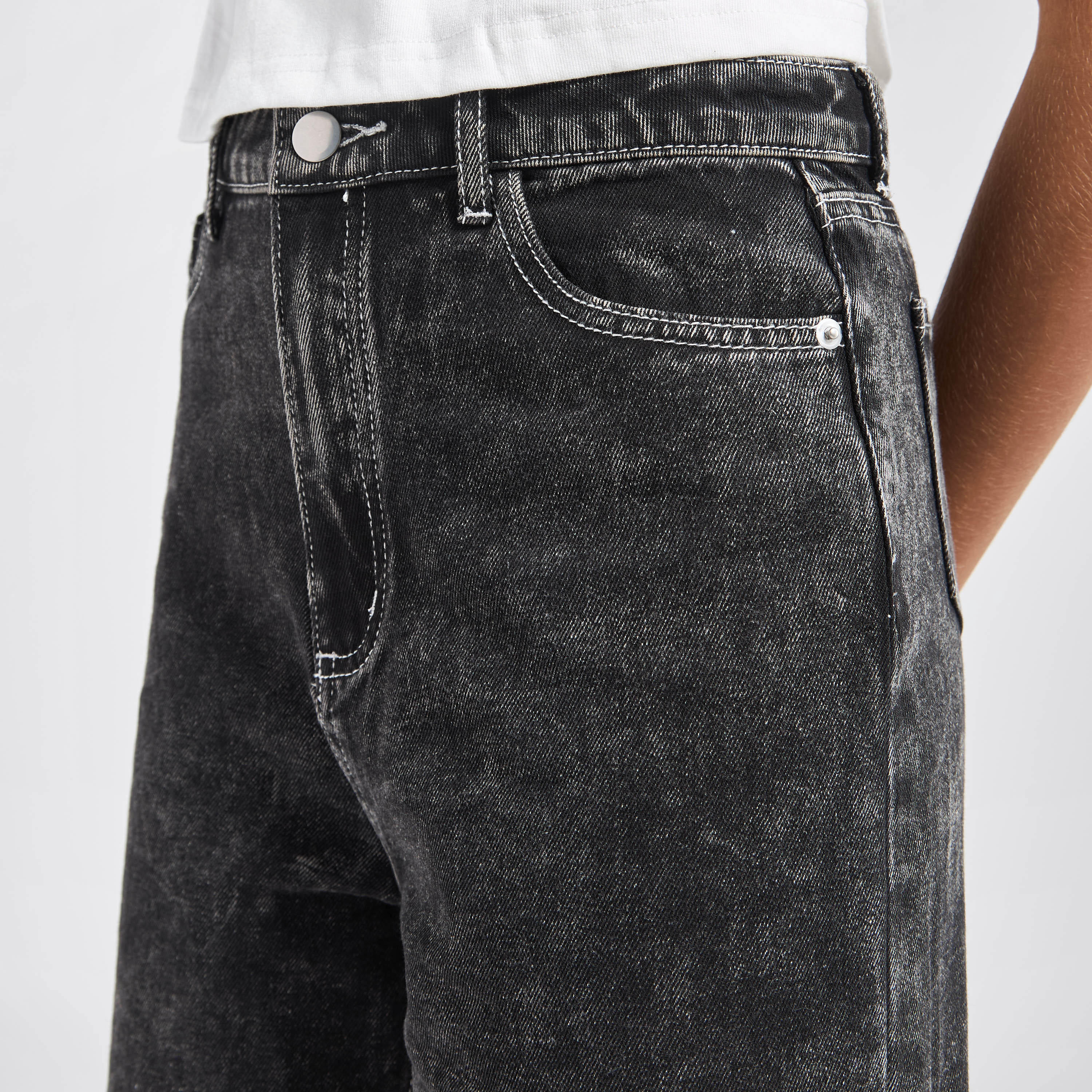 Wide Leg Jeans with Pockets-women-clothing-bottoms-jeans-image-4