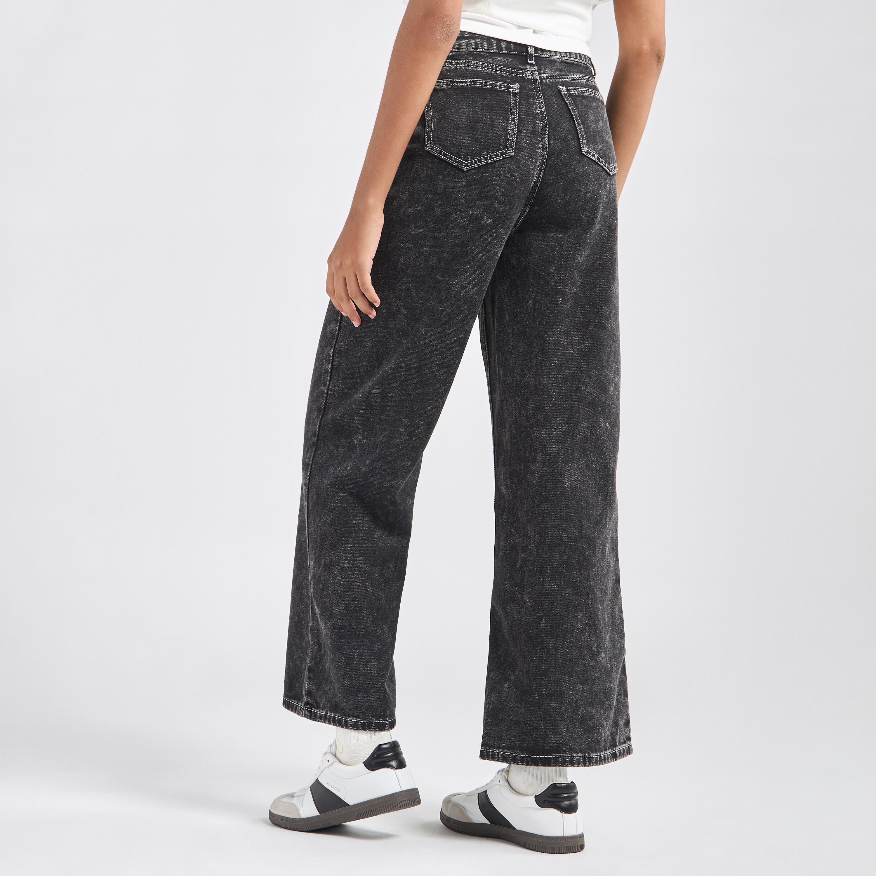 Wide Leg Jeans with Pockets-women-clothing-bottoms-jeans-image-5