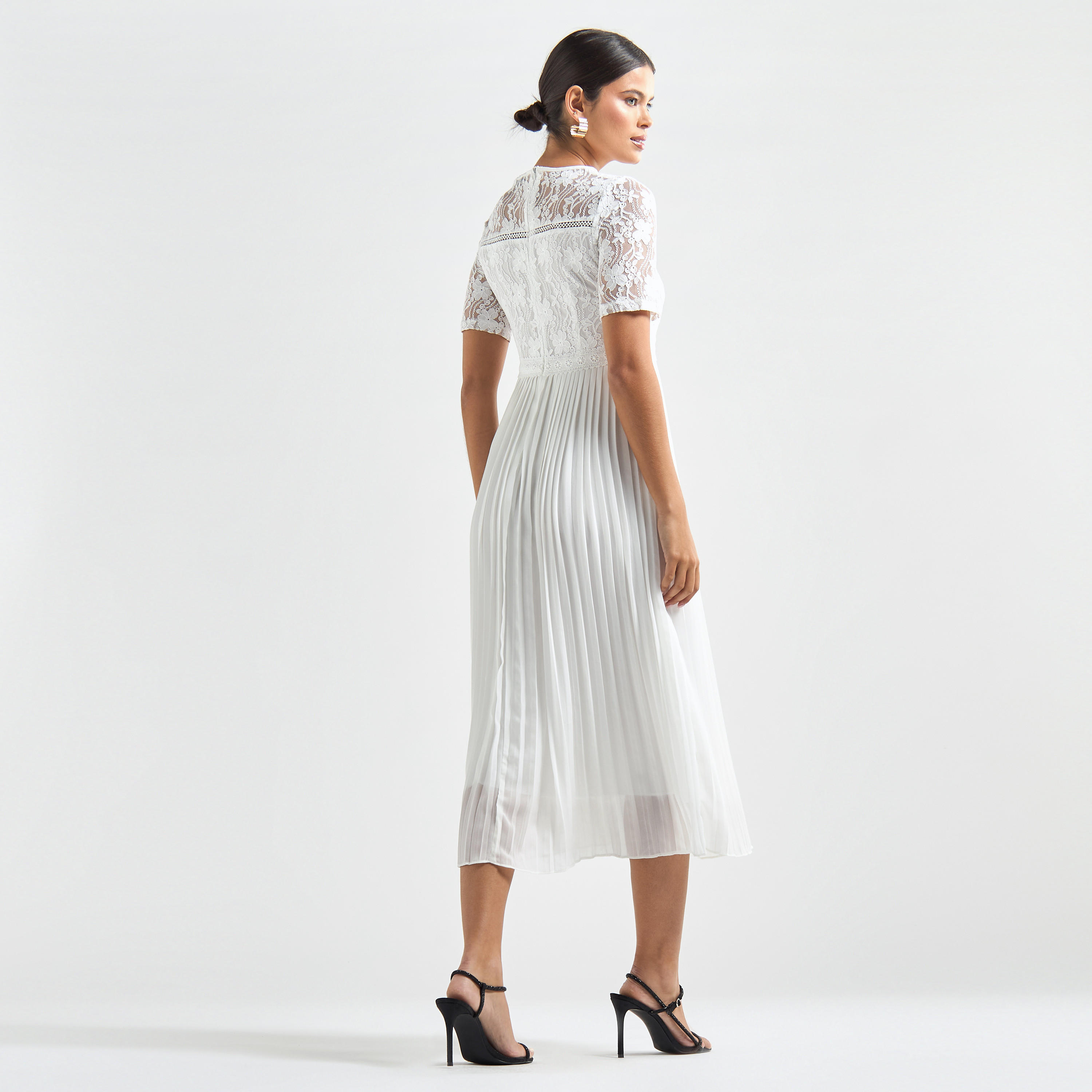 فستان ميدي إيه لاين بياقة مستديرة وتفاصيل دانتيل وكسرات-women-clothing-dresses-image-3