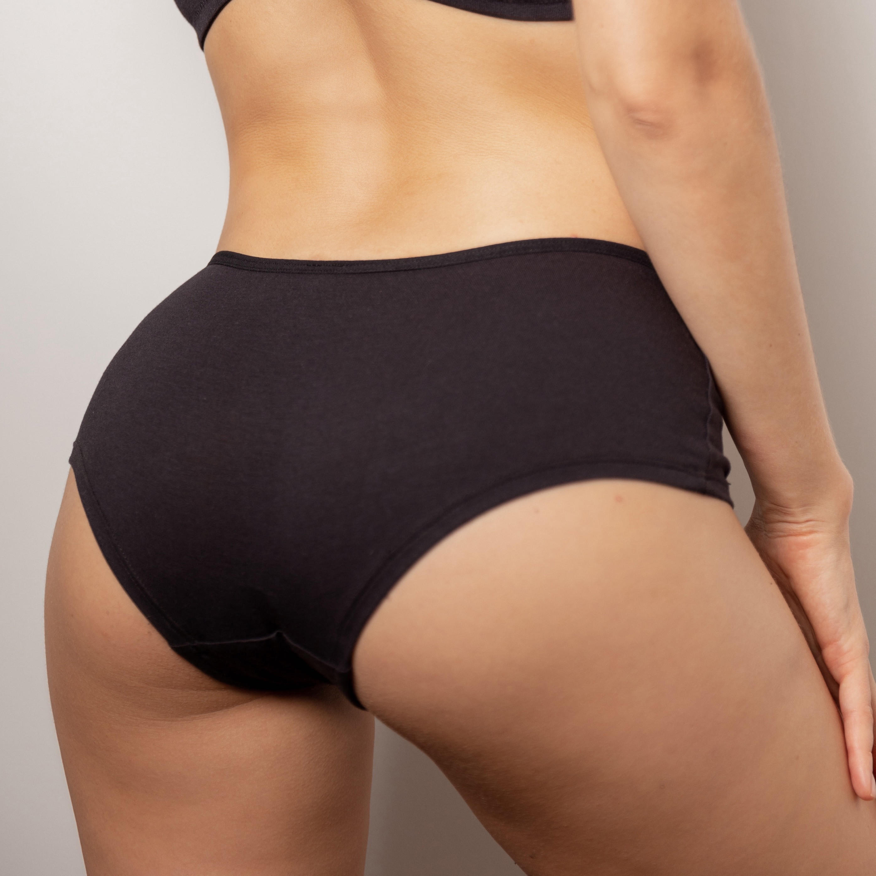 طقم سروال داخلي هيبستر بخصر مطاطي 3 قطع سادة من آدارايا-women-clothing-lingerie-panties-image-3