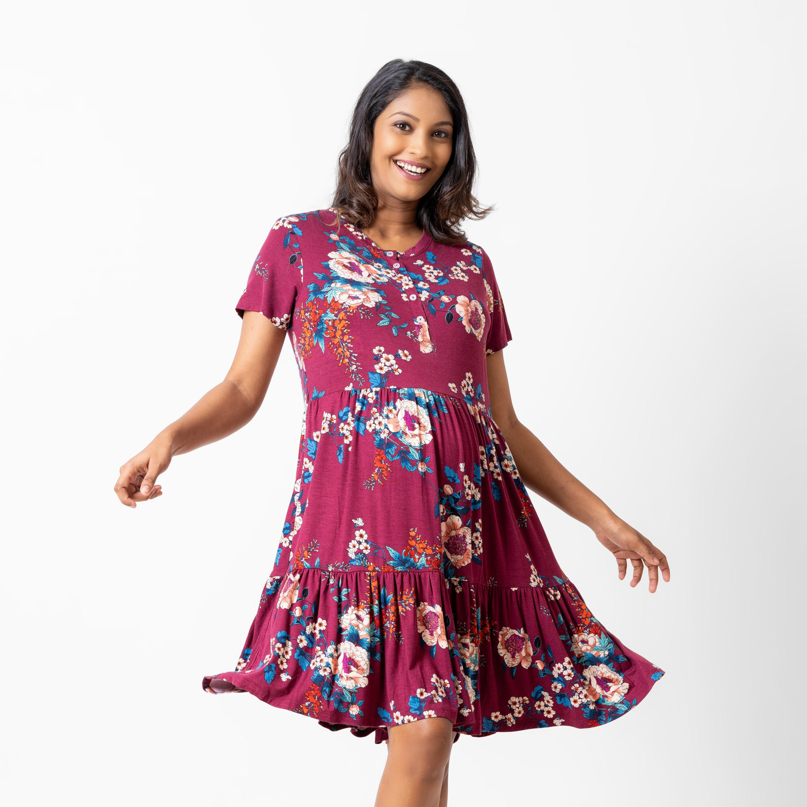 قميص نوم للحوامل بأكمام قصيرة وطبعات زهرية من آدارايا-women-clothing-maternity-nightwear-image-2