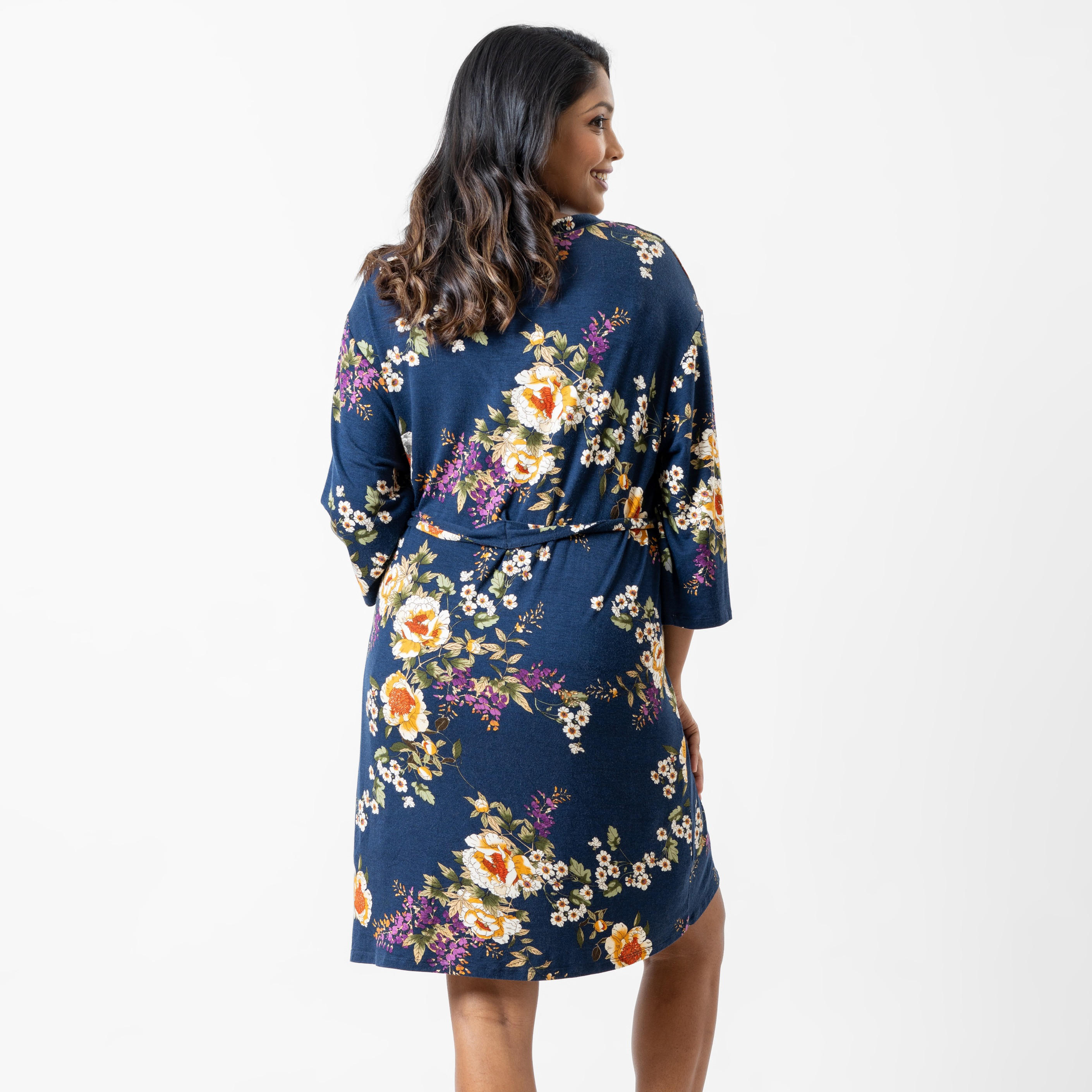 طقم قميص حوامل مع روب بطبعات زهور وقناع للعين من آدارايا-women-clothing-maternity-nightwear-image-4