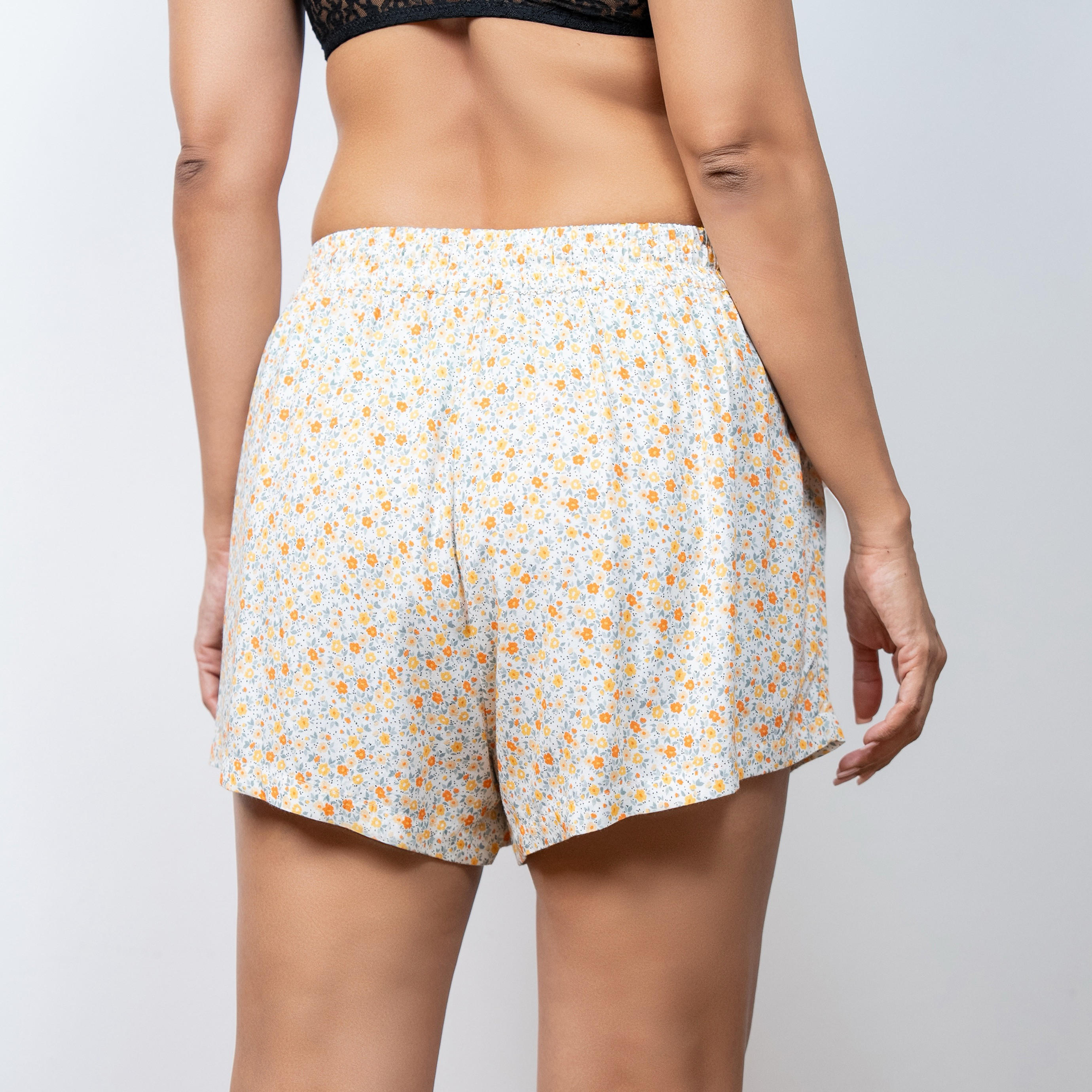 شورتات متنوعة برباط إغلاق من آدارايا - طقم من قطعتين-women-clothing-nightwear-pyjamas-bottoms-image-6