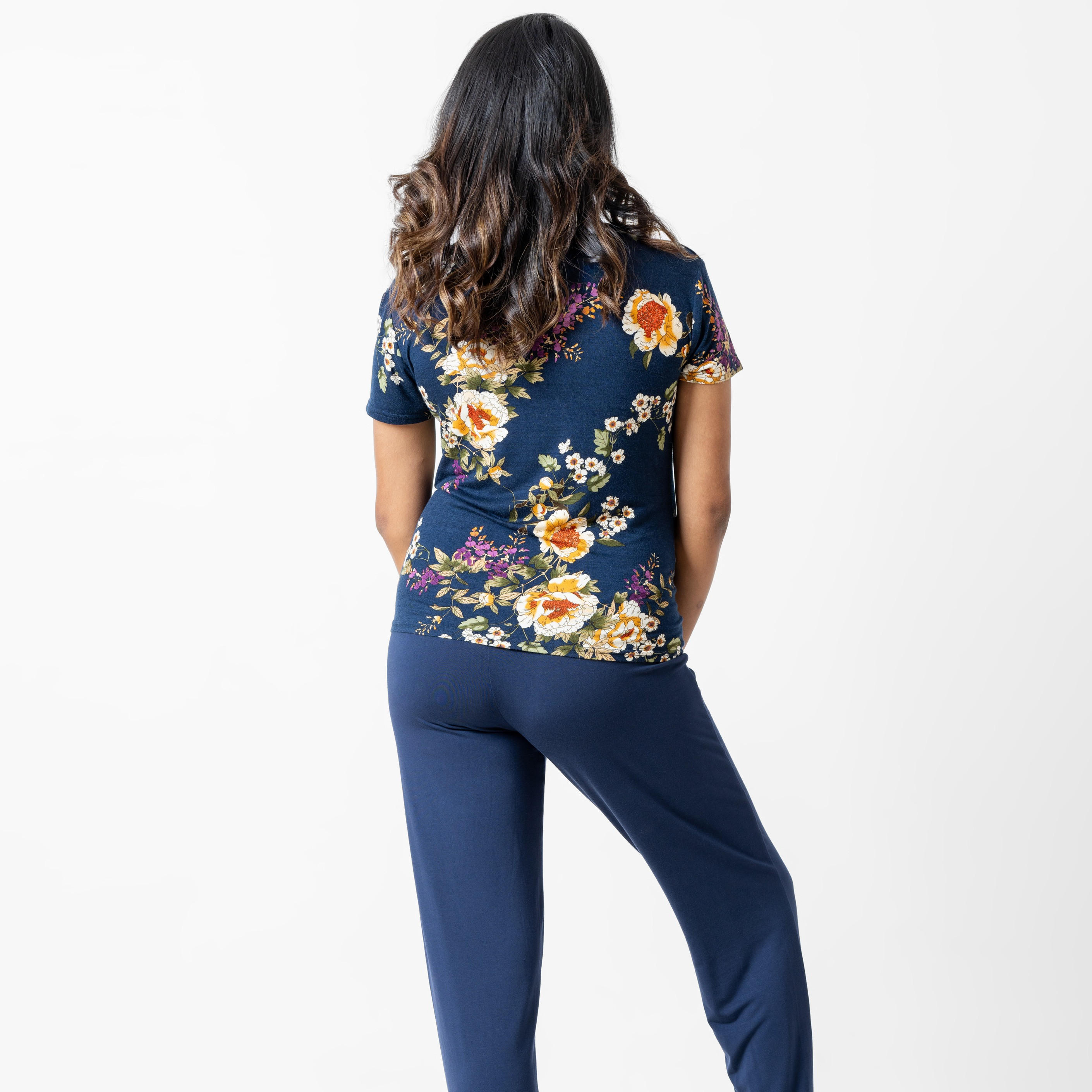 طقم بنطلون بيجاما وبلوزة للحوامل بطبعات أزهار من آدارايا-women-clothing-maternity-nightwear-image-8
