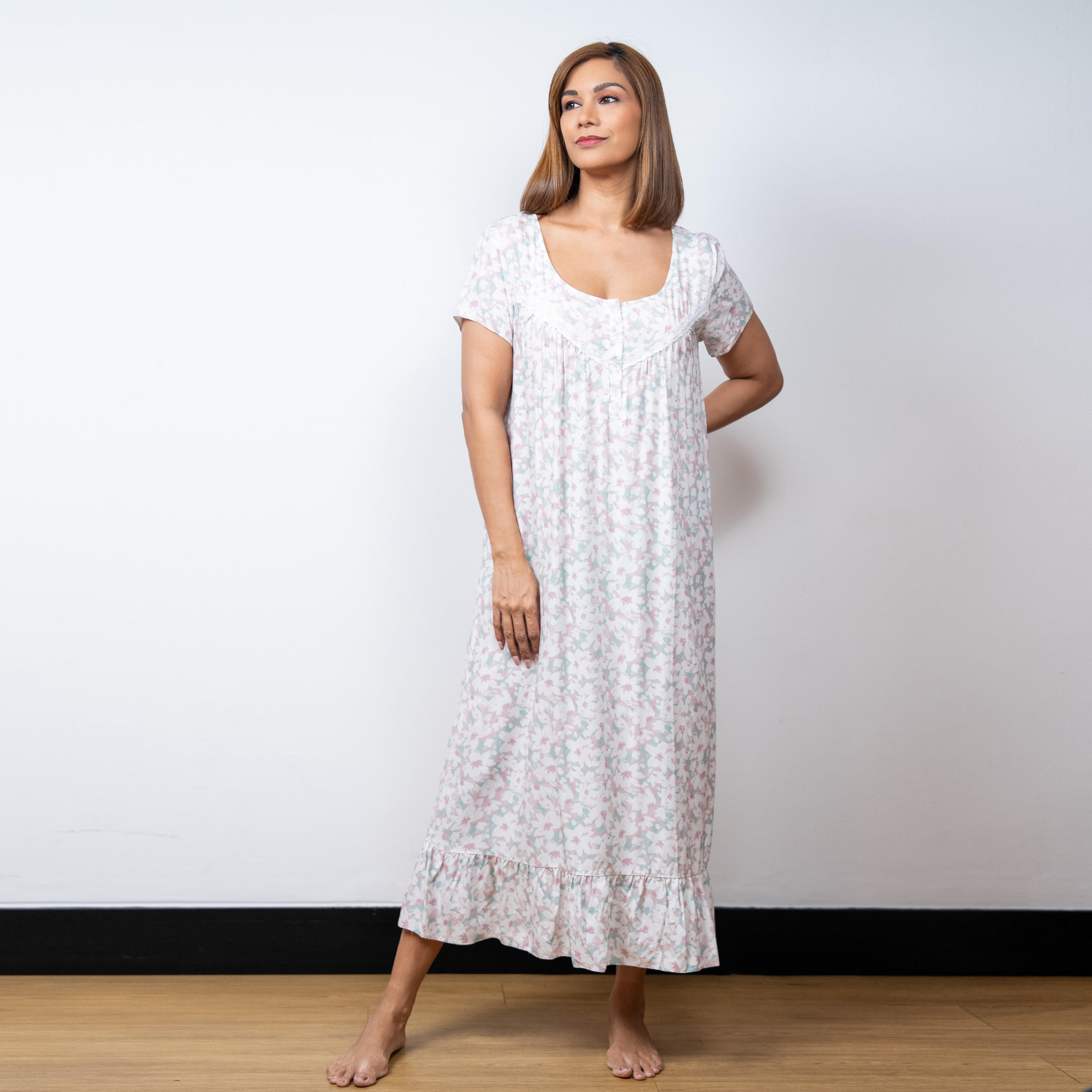 ثوب نوم رايون بأكمام قصيرة وطبعات من آدارايا-women-clothing-nightwear-nighties-image-2