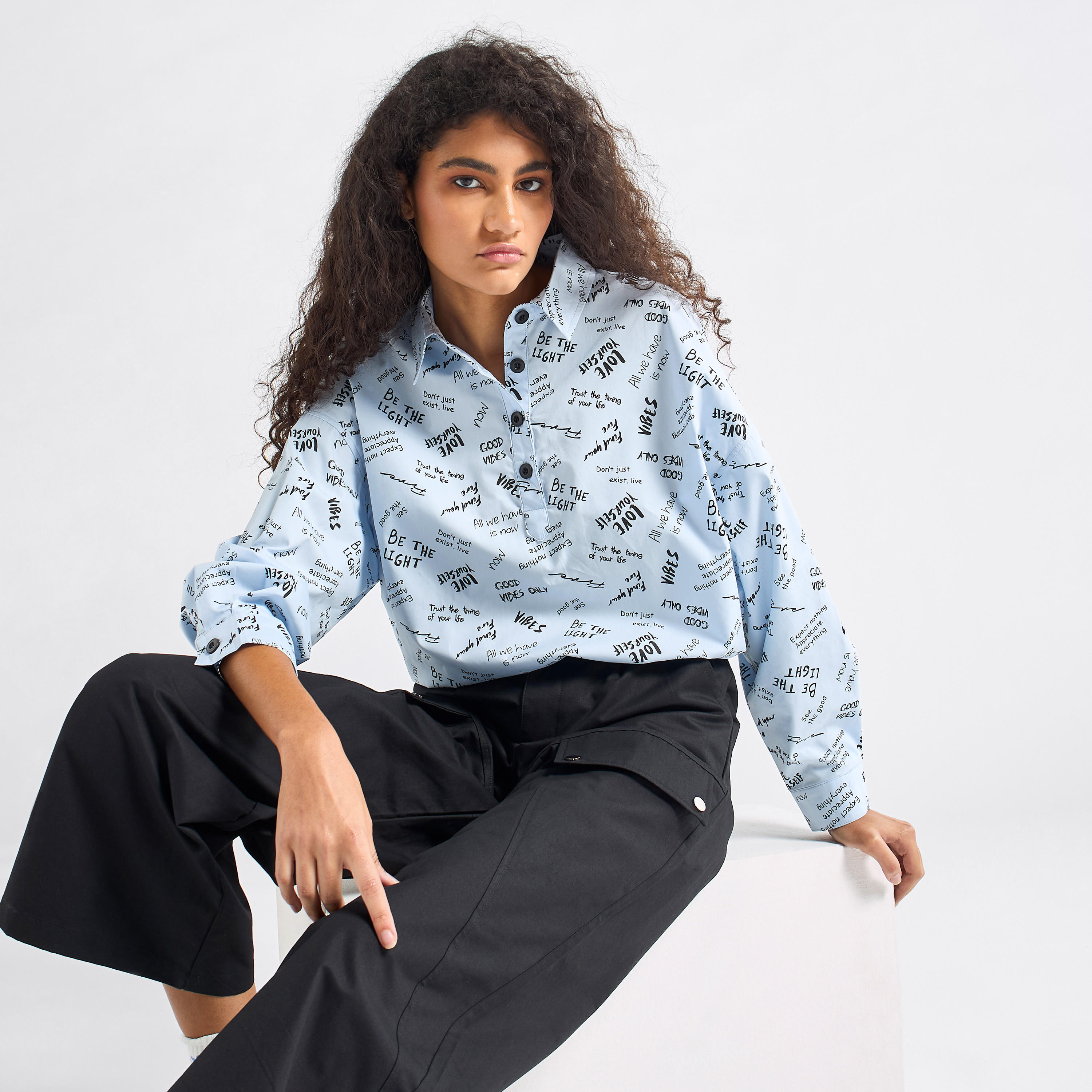 قميص بحوّاف قفل حبل وأكمام طويلة وطبعات-women-clothing-shirtsandblouses-shirts-image-11