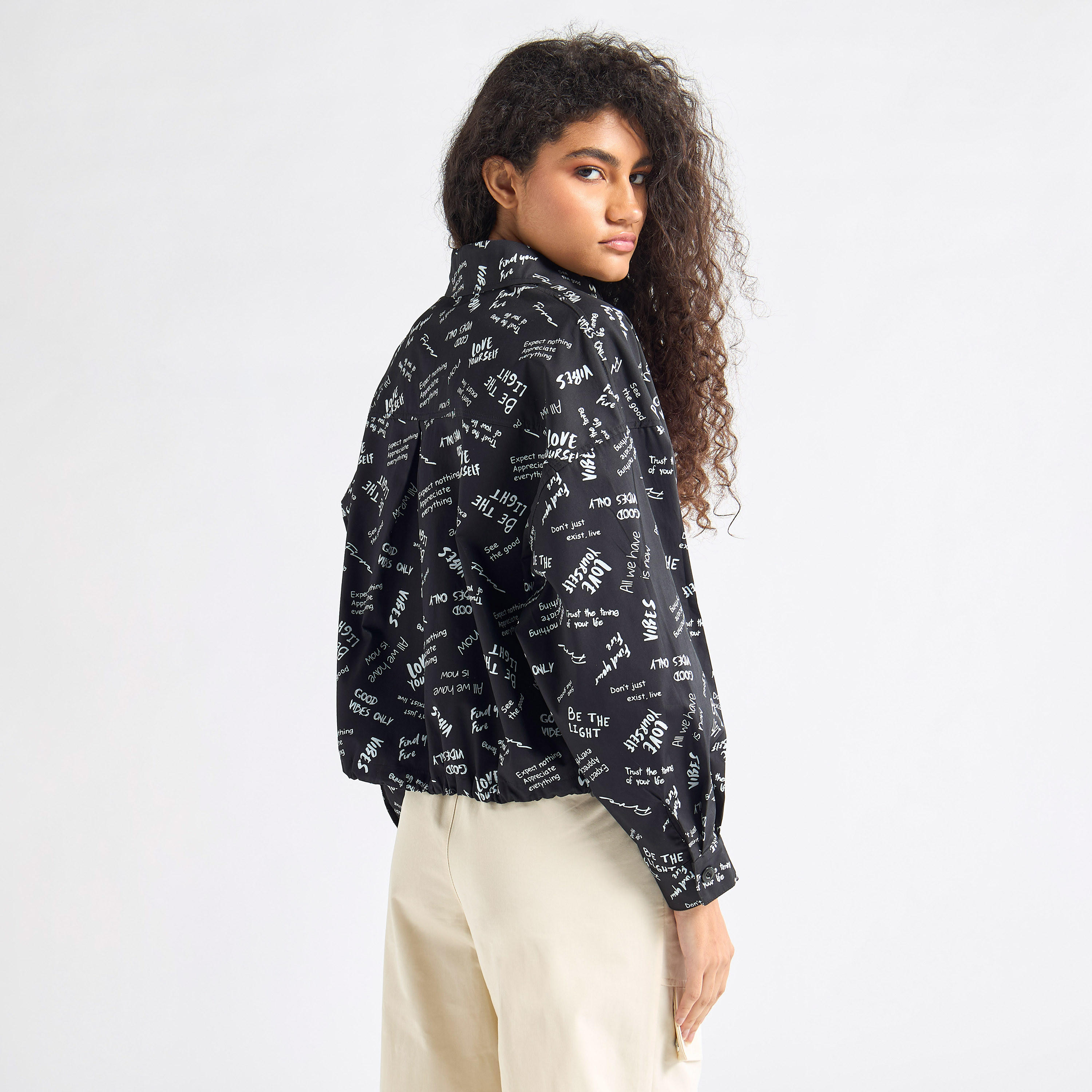 قميص بحوّاف قفل حبل وأكمام طويلة وطبعات-women-clothing-shirtsandblouses-shirts-image-8