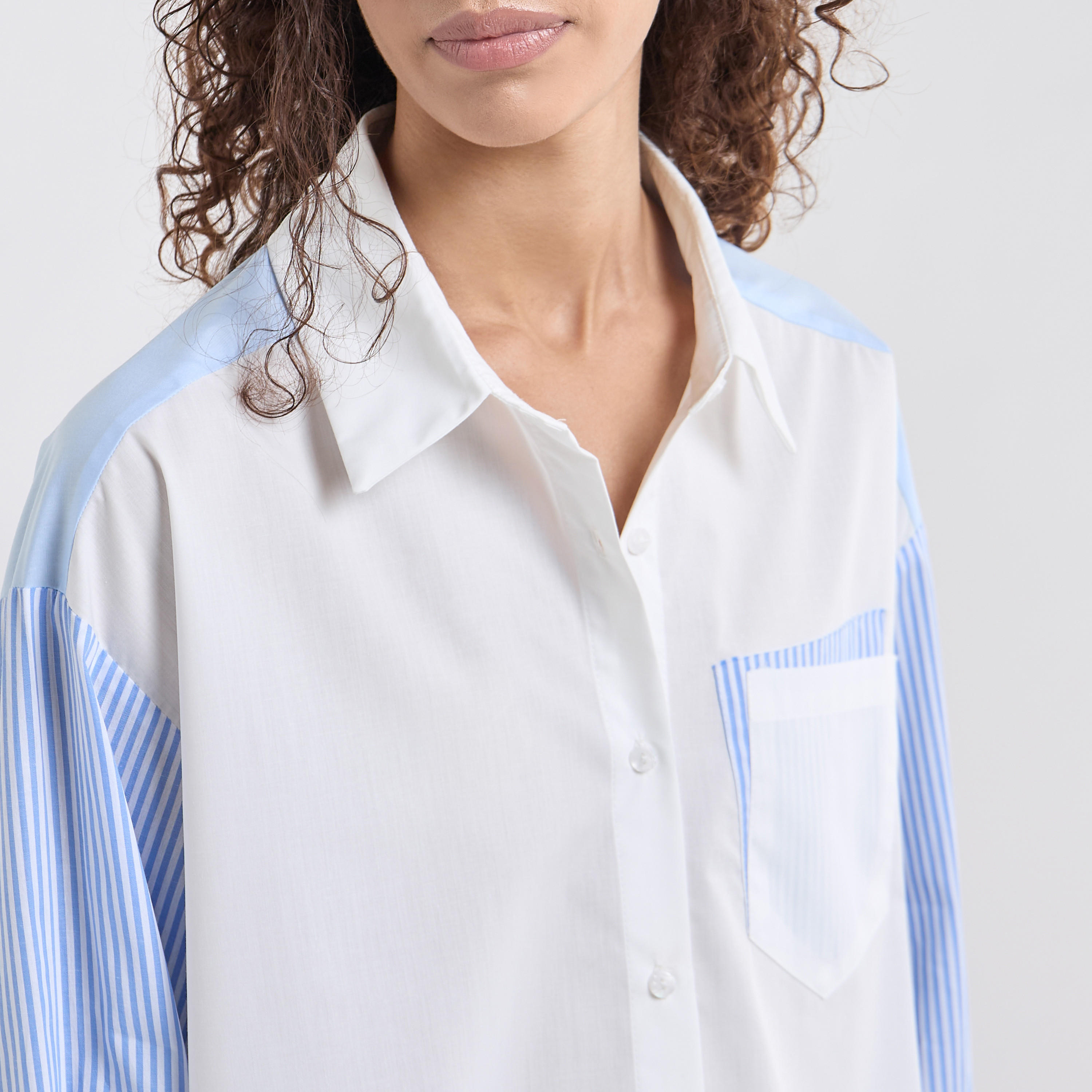 قميص مقاس كبير بقصّة مريحة وكتف منسدل وأكمام طويلة مقلّمة-women-clothing-shirtsandblouses-shirts-image-4