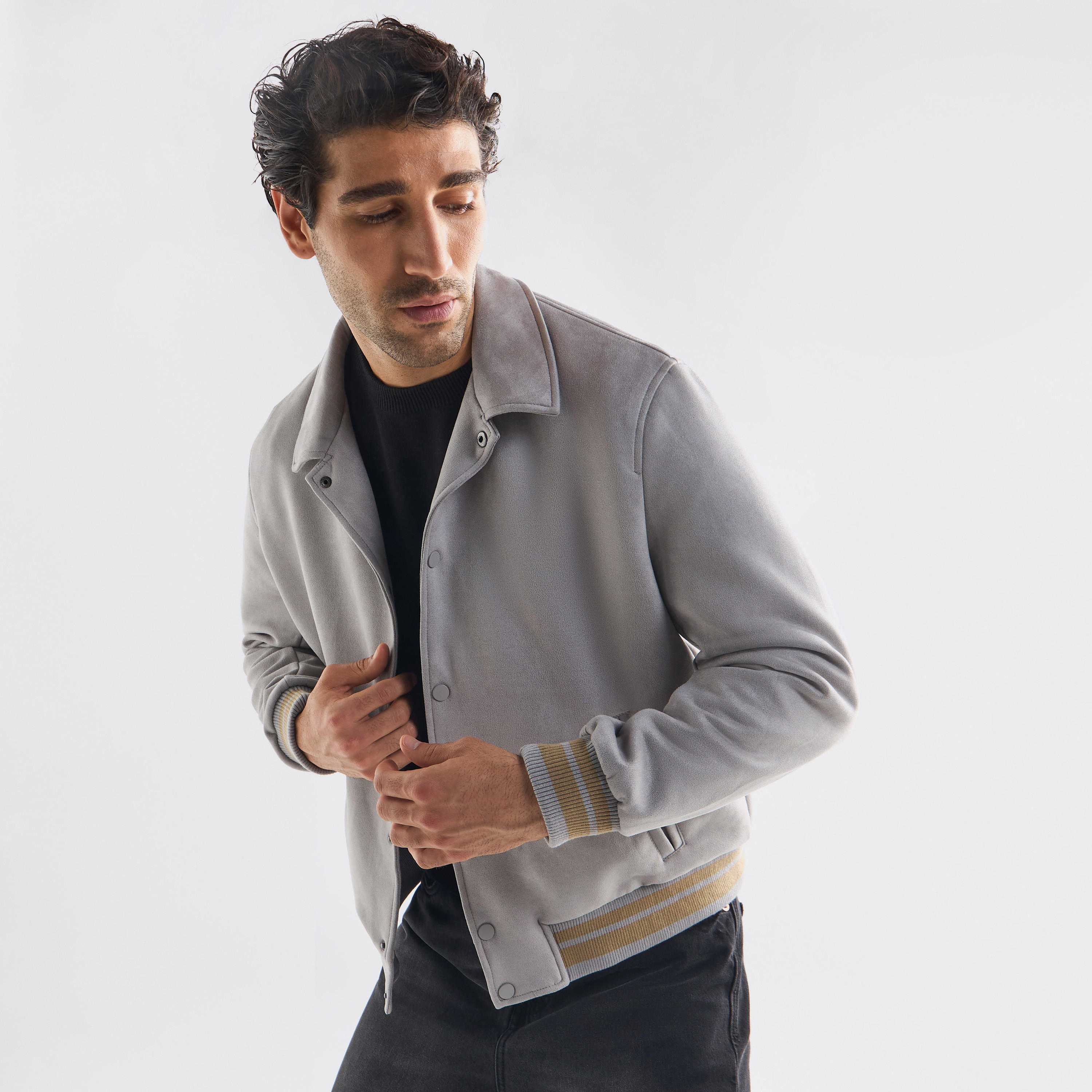 جاكيت مخطط بأكمام طويلة وأزرار إغلاق وياقة عادية-men-clothing-jacketsandblazers-jackets-image-1