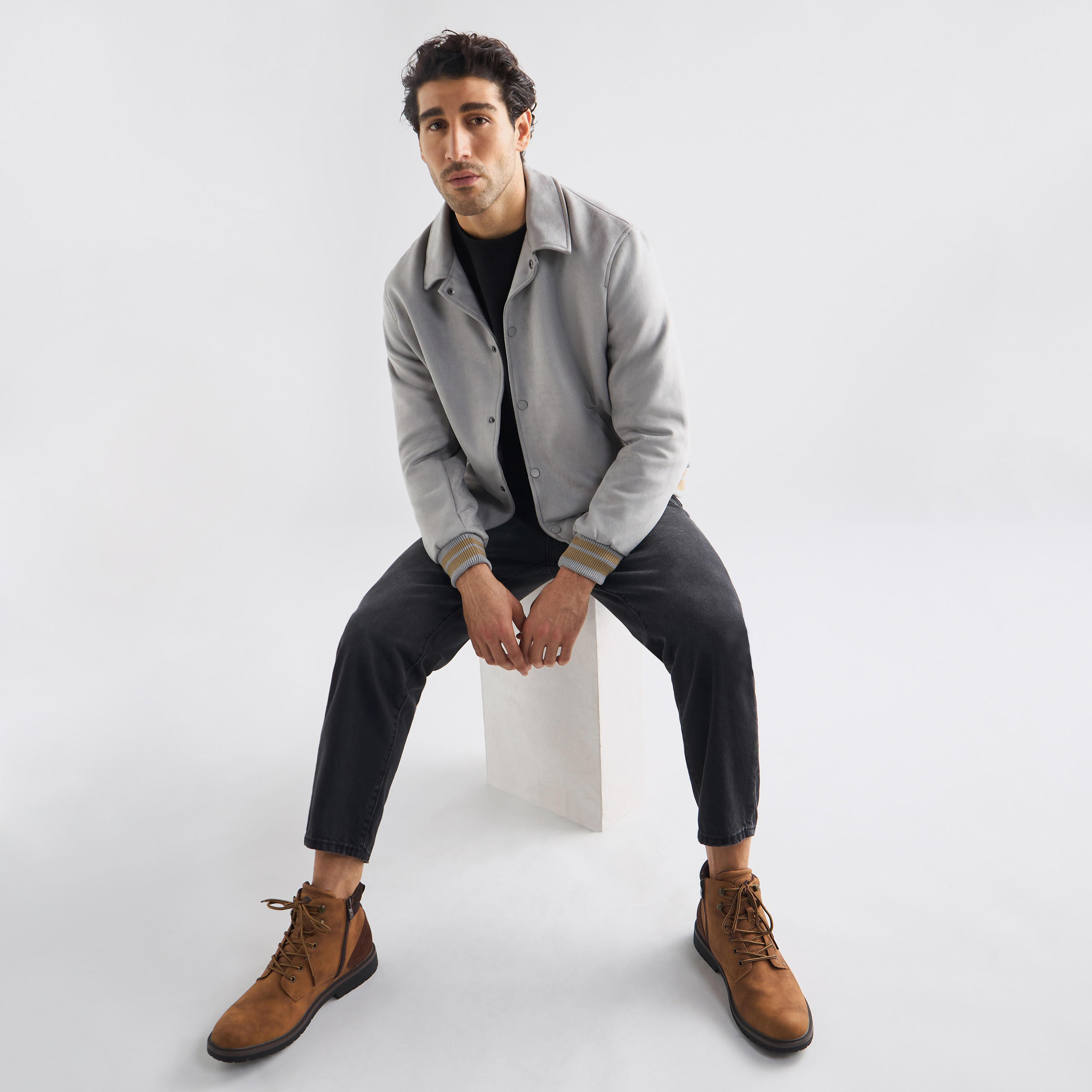 جاكيت مخطط بأكمام طويلة وأزرار إغلاق وياقة عادية-men-clothing-jacketsandblazers-jackets-image-2