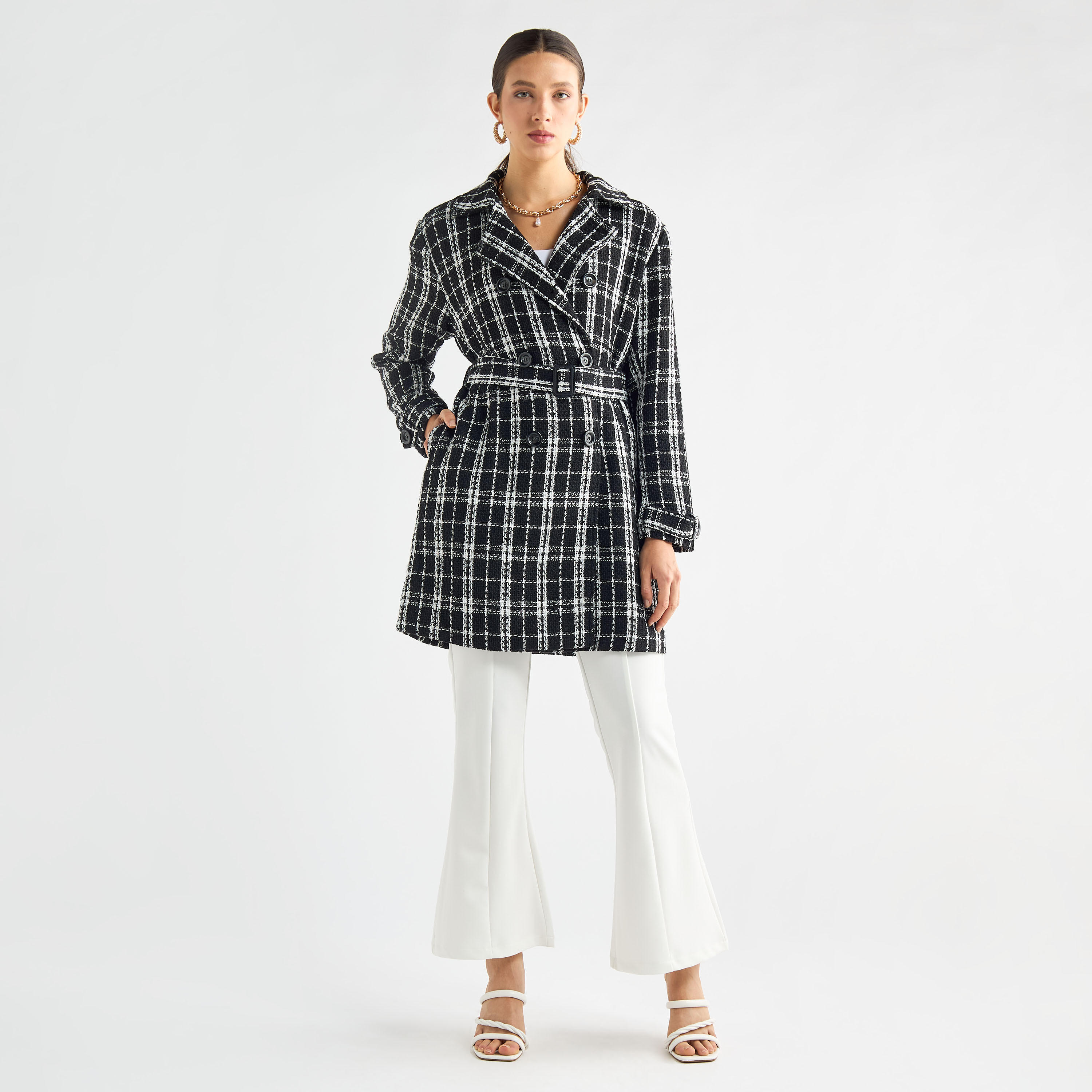 معطف مربعات بياقة طويلة وحزام-women-clothing-coatsandjackets-coats-image-3