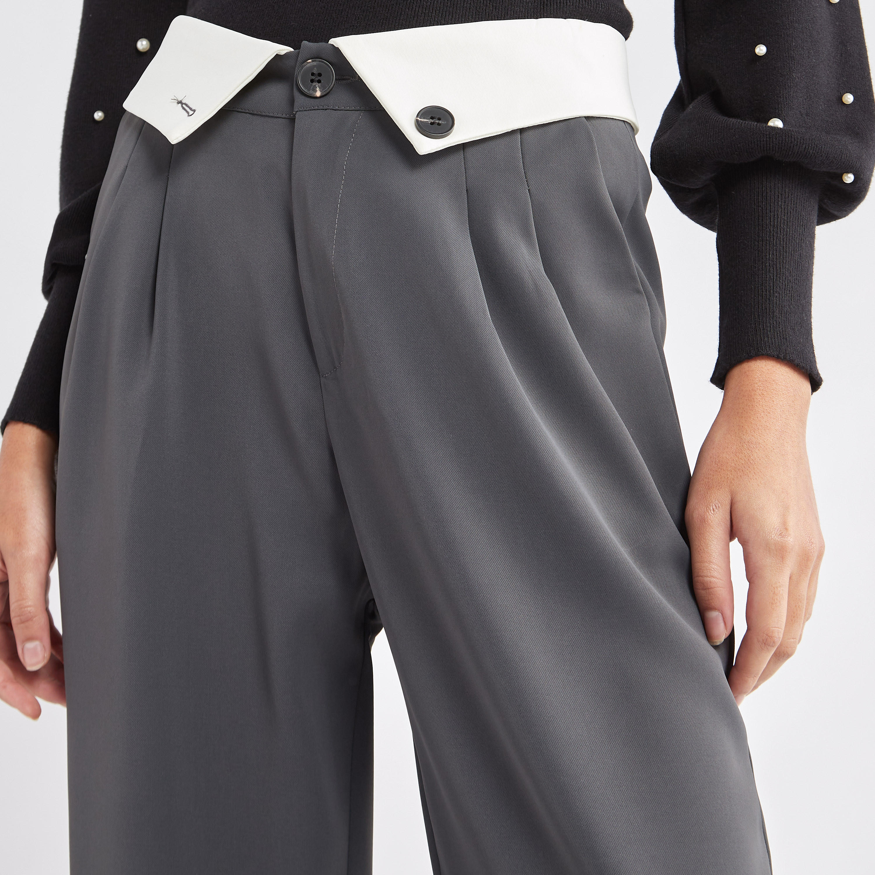 بنطلون سادة واسع الساق بتفاصيل طيّات وجيوب-women-clothing-bottoms-trousers-image-8