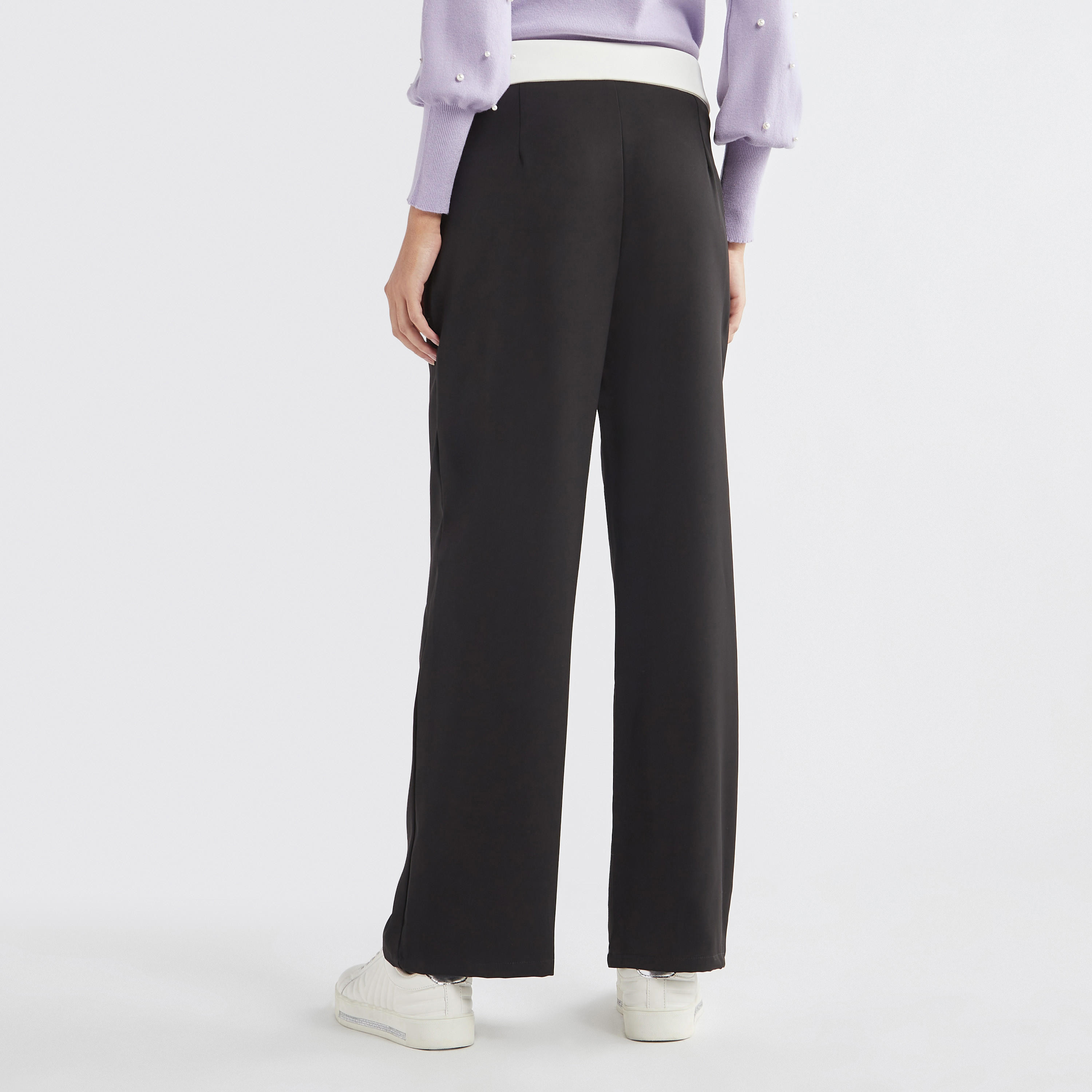 بنطلون سادة واسع الساق بتفاصيل طيّات وجيوب-women-clothing-bottoms-trousers-image-3