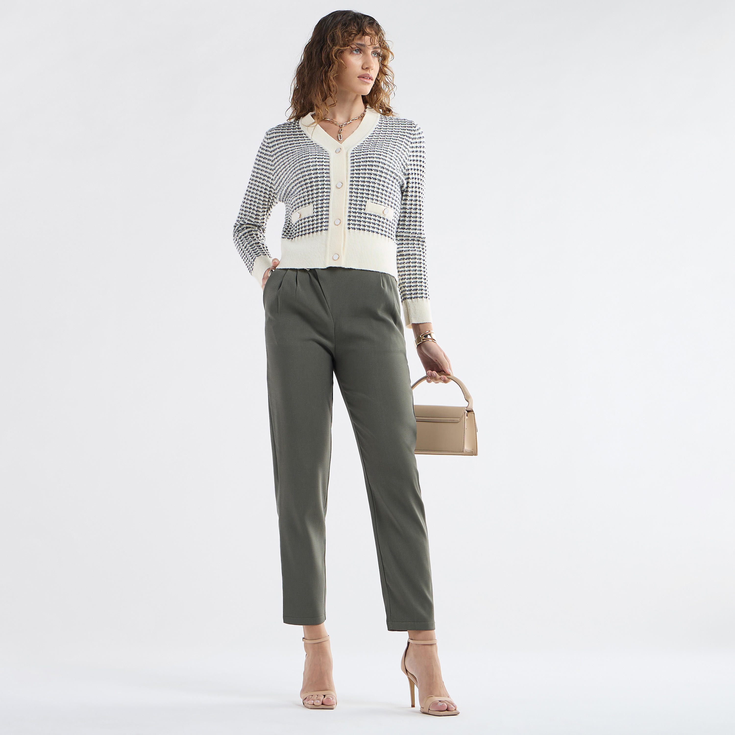 كارديجان بارز الملمس بياقة v وأكمام طويلة وزر إغلاق-women-winterwear-cardigansandjumpers-cardigans-image-2