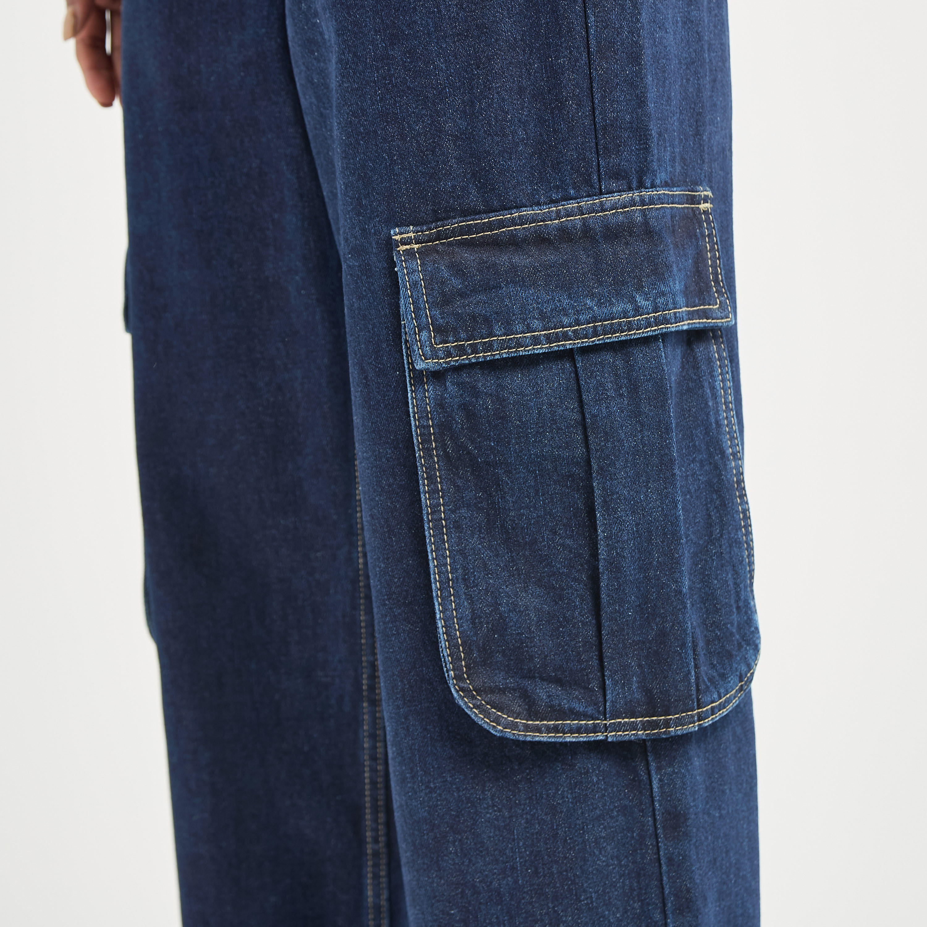 Solid Wide Leg Jeans with Pockets-women-clothing-bottoms-jeans-image-8