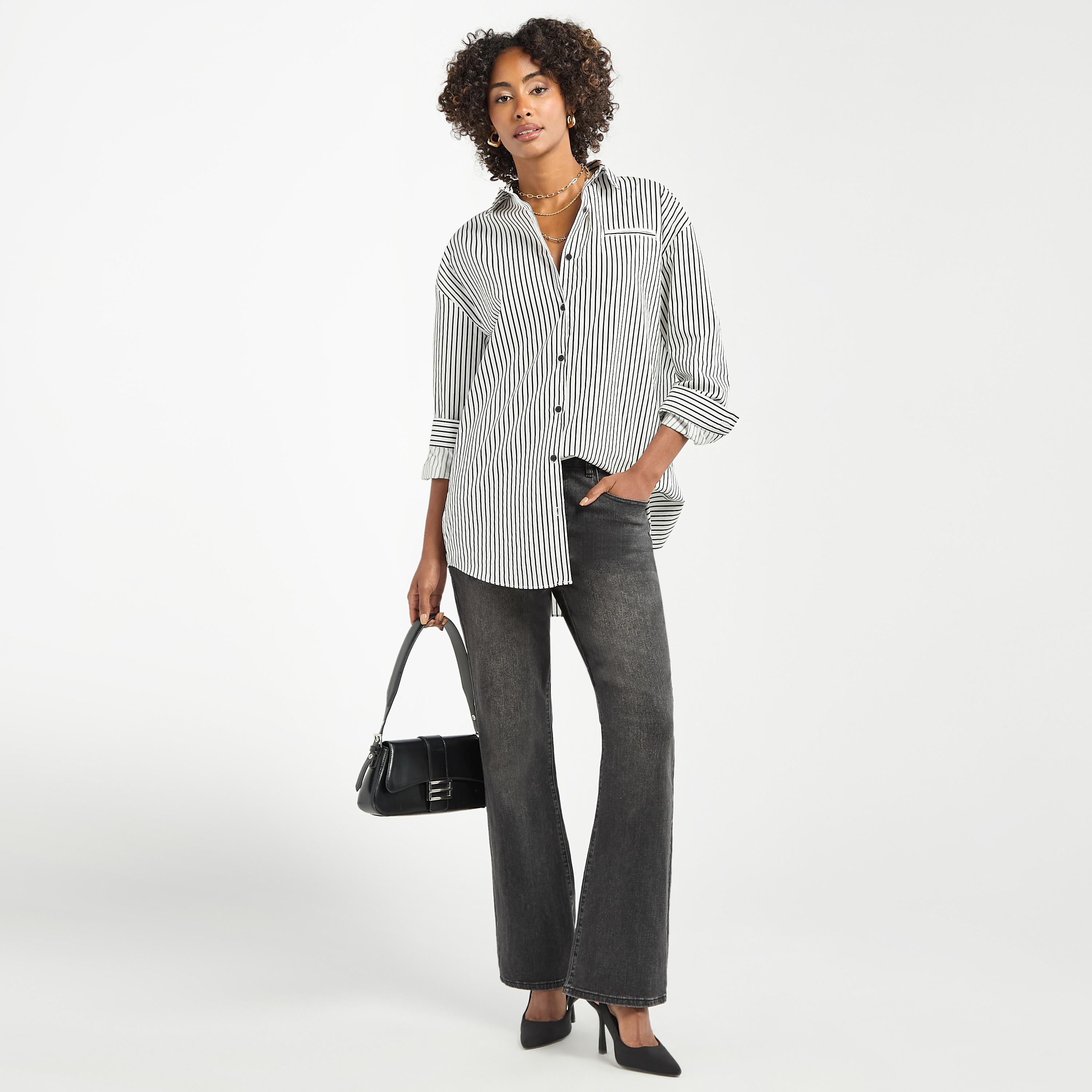 بنطلون جينز سادة واسع بجيوب-women-clothing-bottoms-jeans-image-3