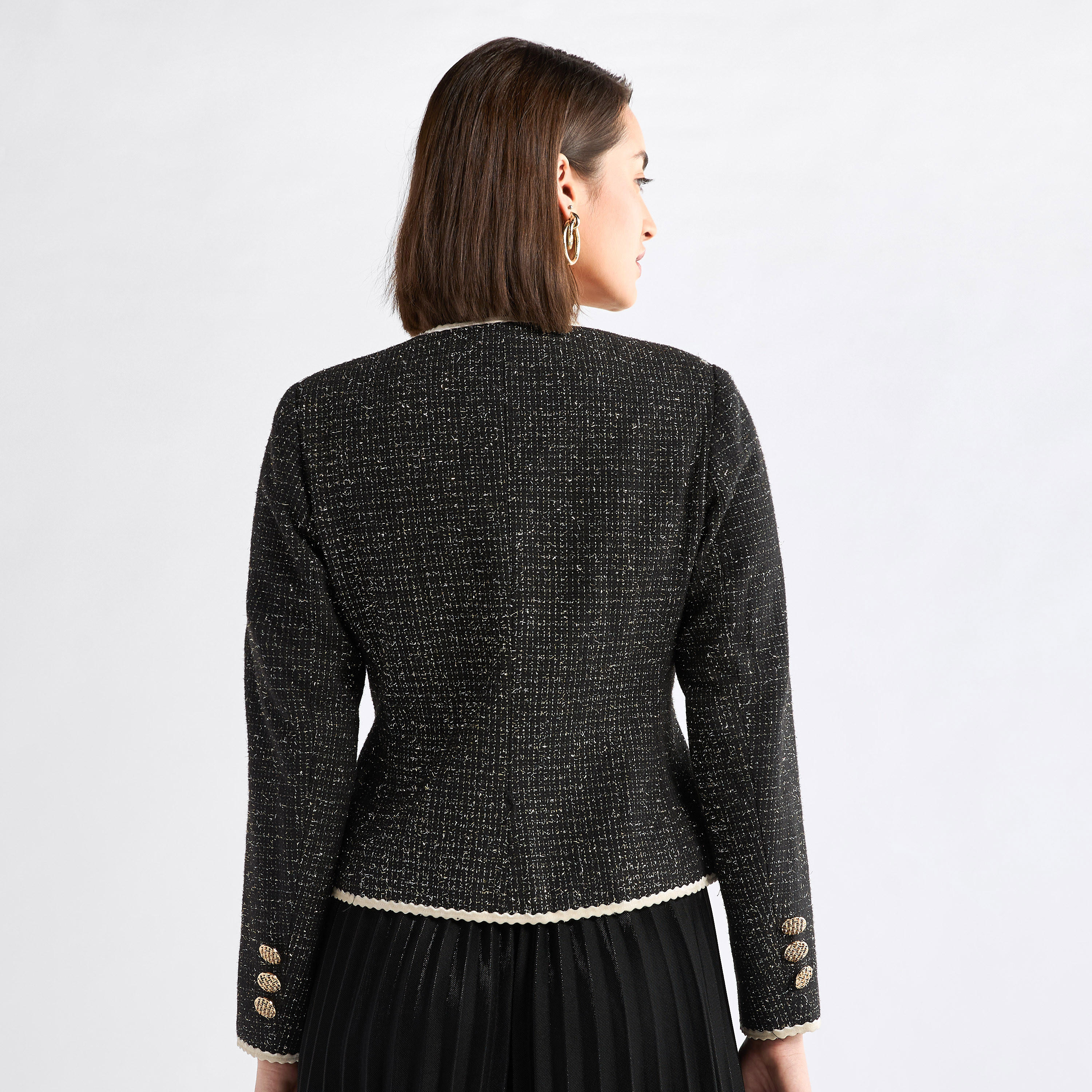 جاكيت بارز الملمس بجيوب وأزرار إغلاق-women-winterwear-coatsandjackets-jackets-image-2