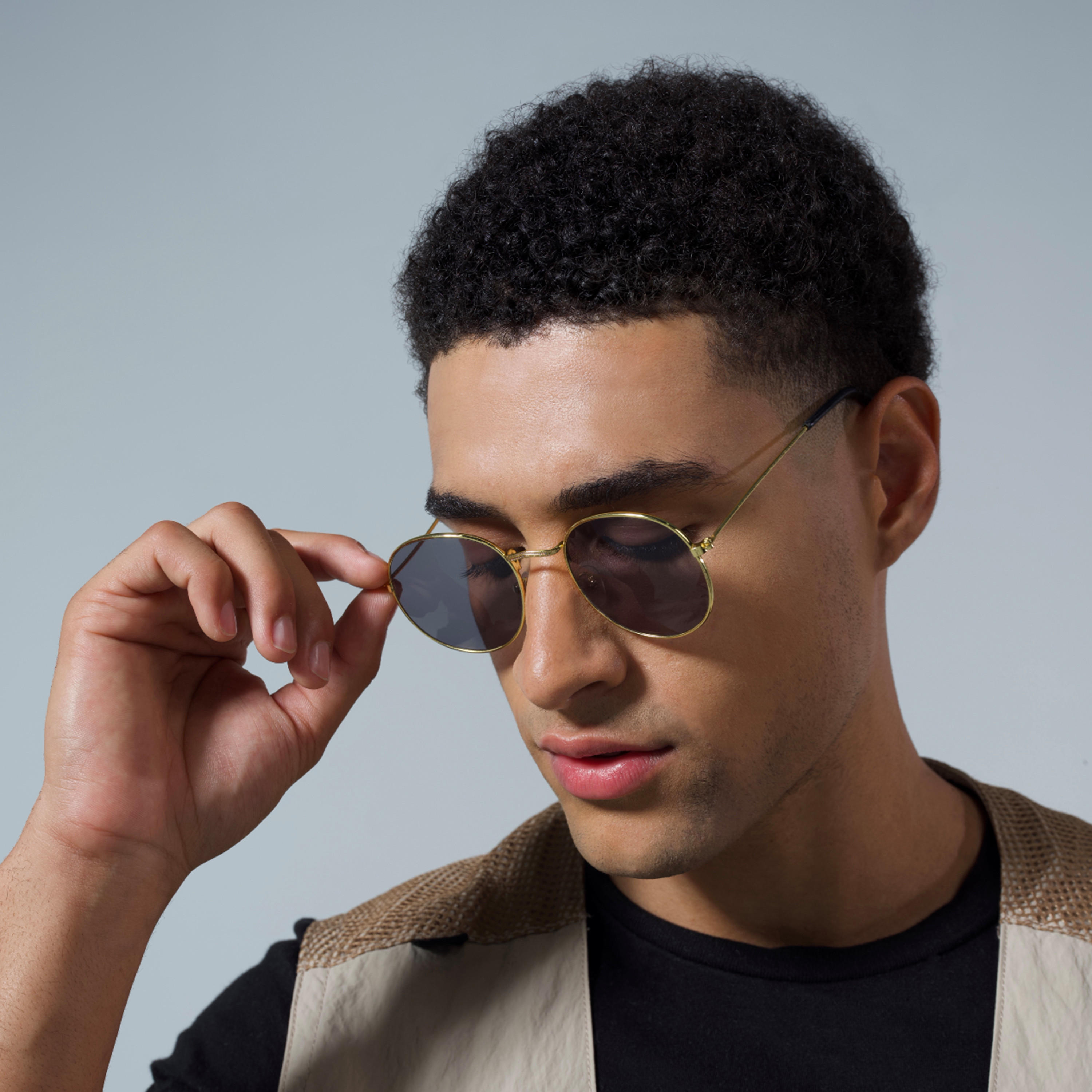 نظارة شمسية بعدسات ملونة وإطار كامل ووسادات أنف من زاس-men-sunglasses-image-4