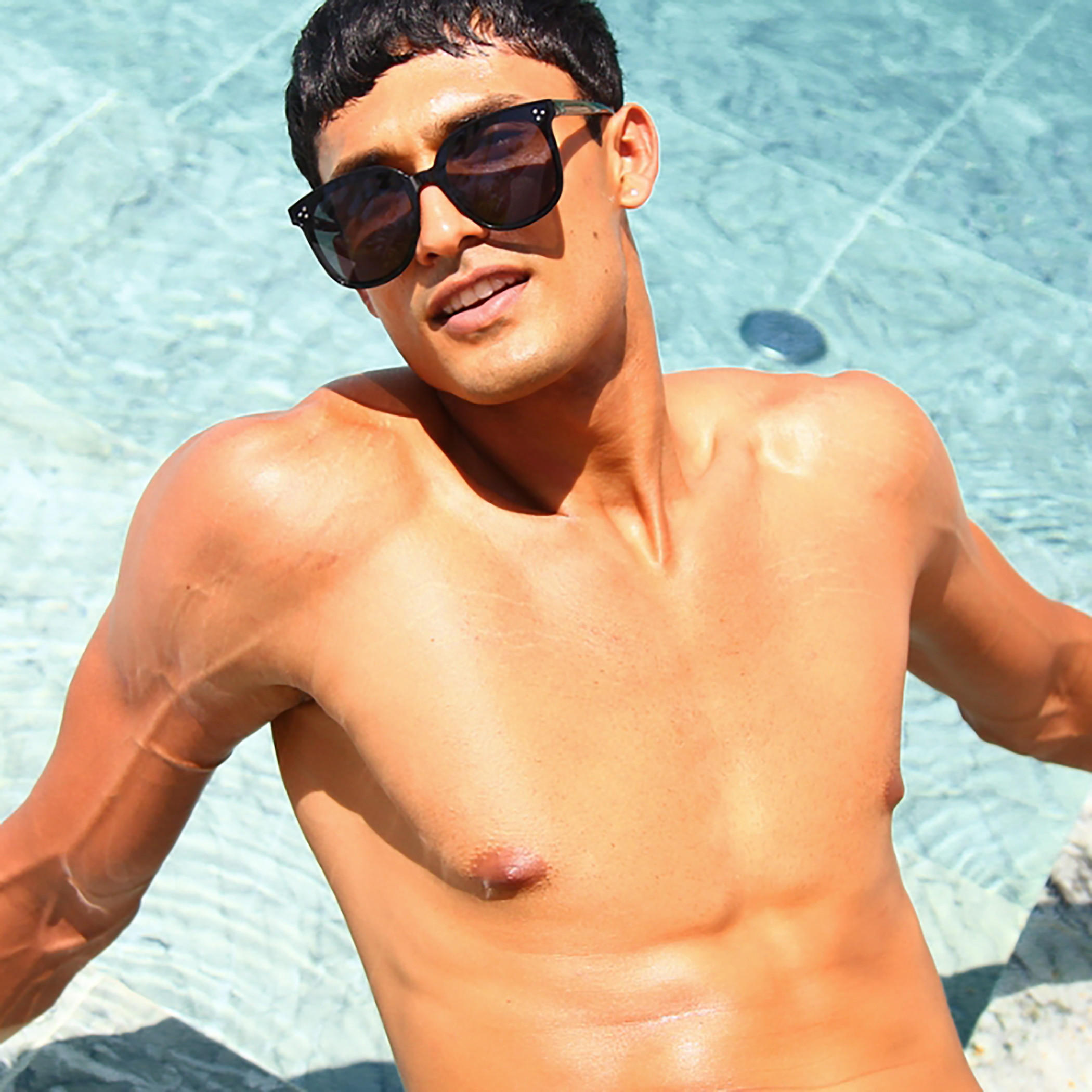 نظارة شمسية بعدسات ملونة وإطار كامل ووسادات أنف من زاس-men-sunglasses-image-4