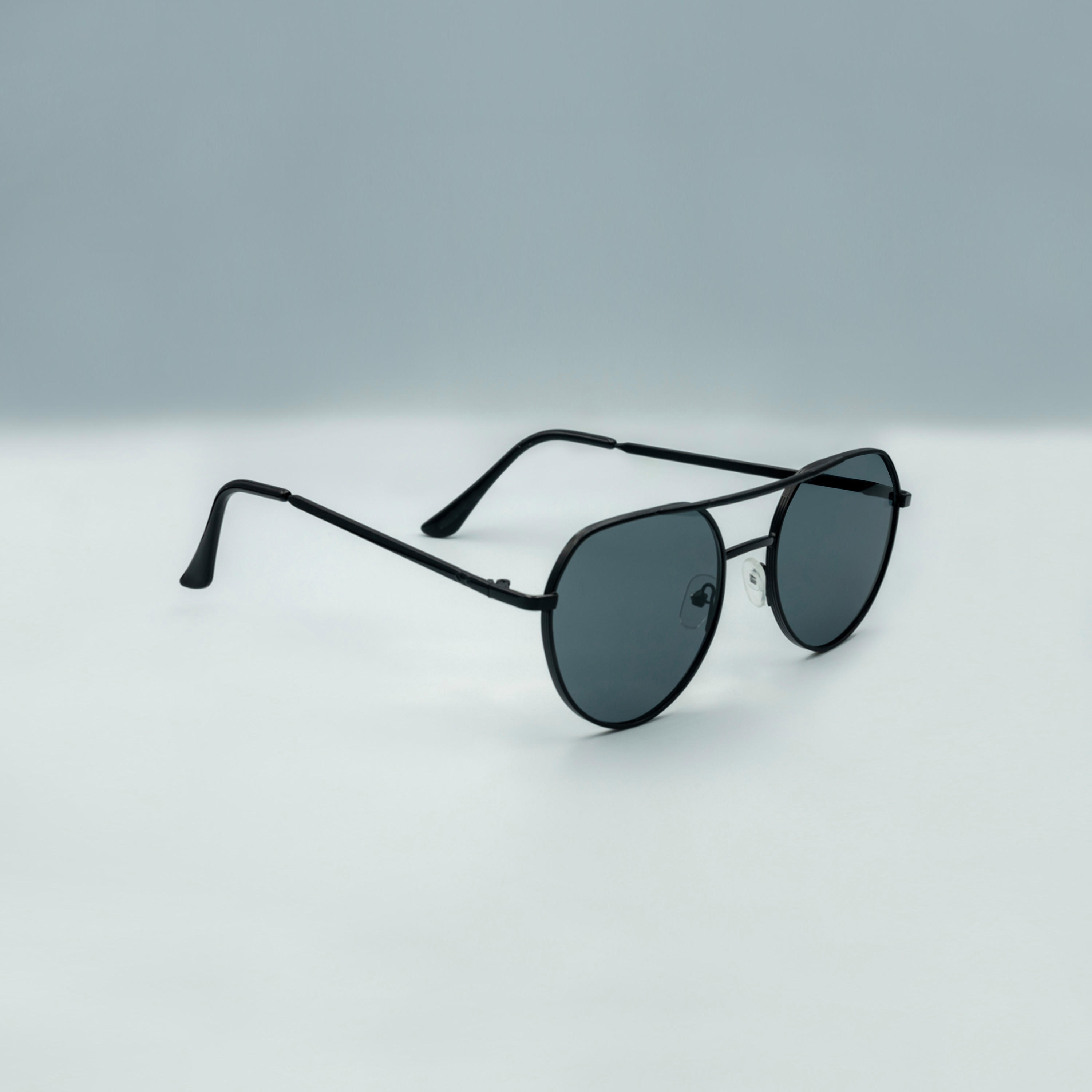 Zaas Solid Round Full Rim Tinted Sunglasses with Nose Pads-men-sunglasses-image-1