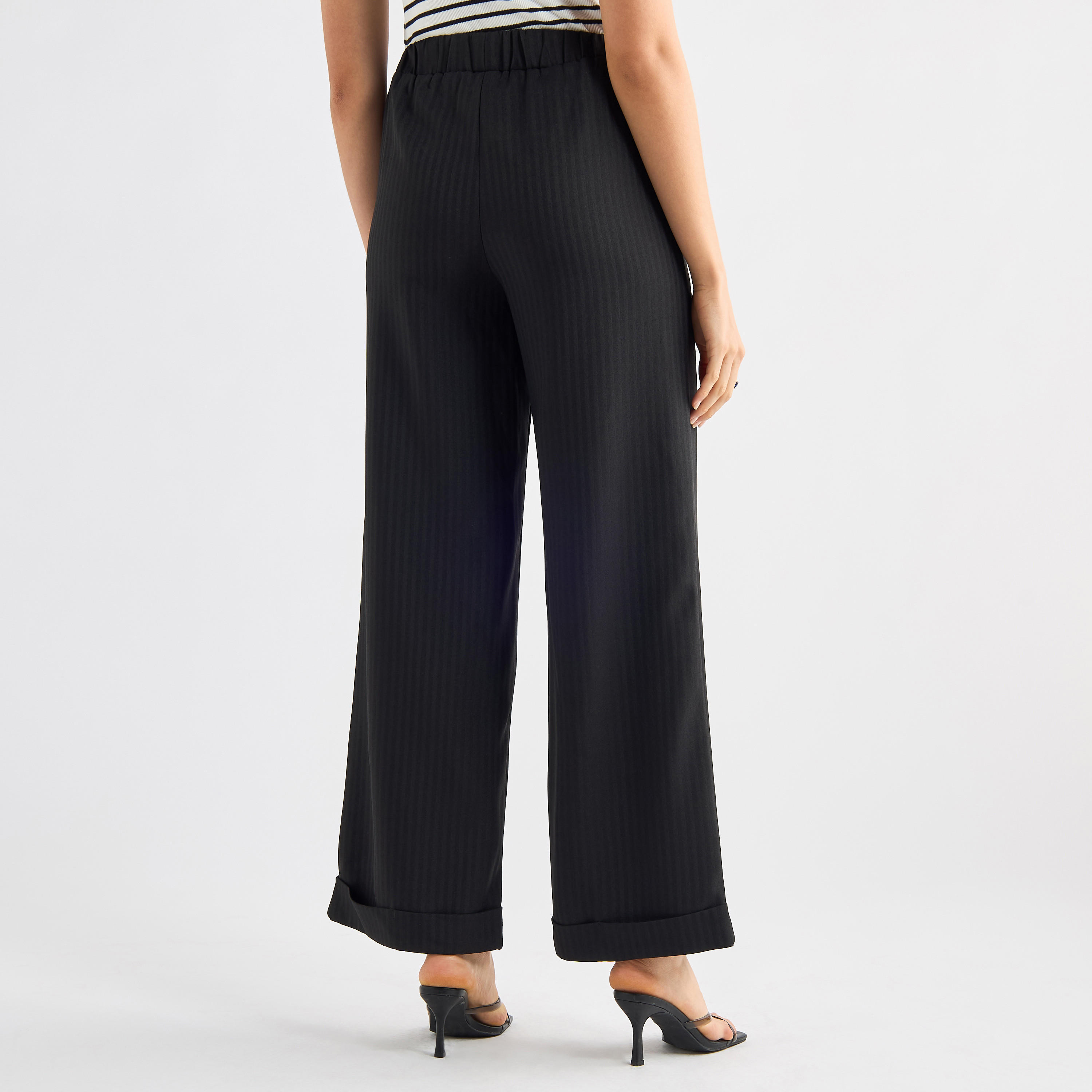 بنطلون واسع الساقين مخطط طويل بخصر مطاطي-women-clothing-bottoms-trousers-image-3