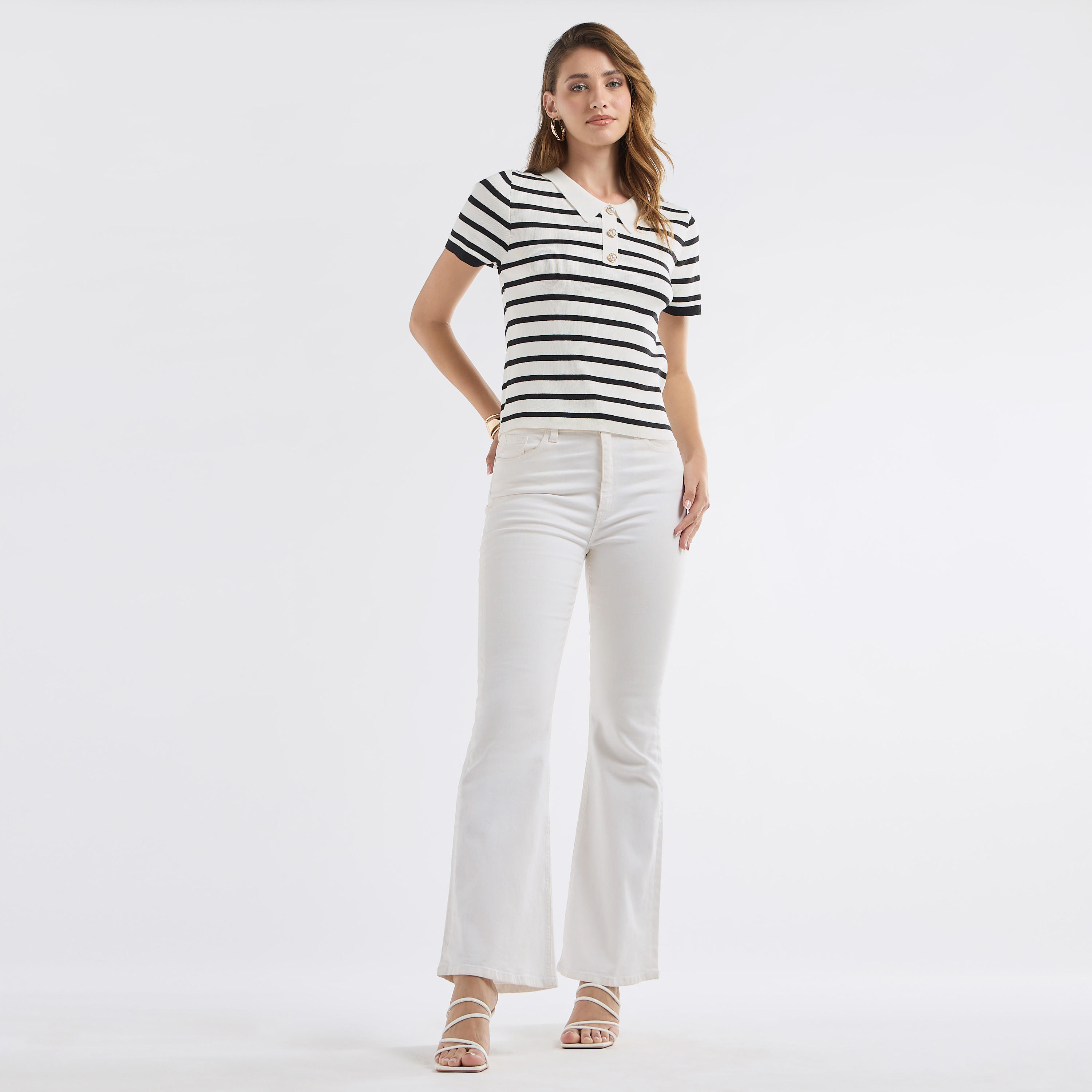 بلوزة مخططة بياقة عادية وأكمام قصيرة-women-clothing-tshirts-image-6