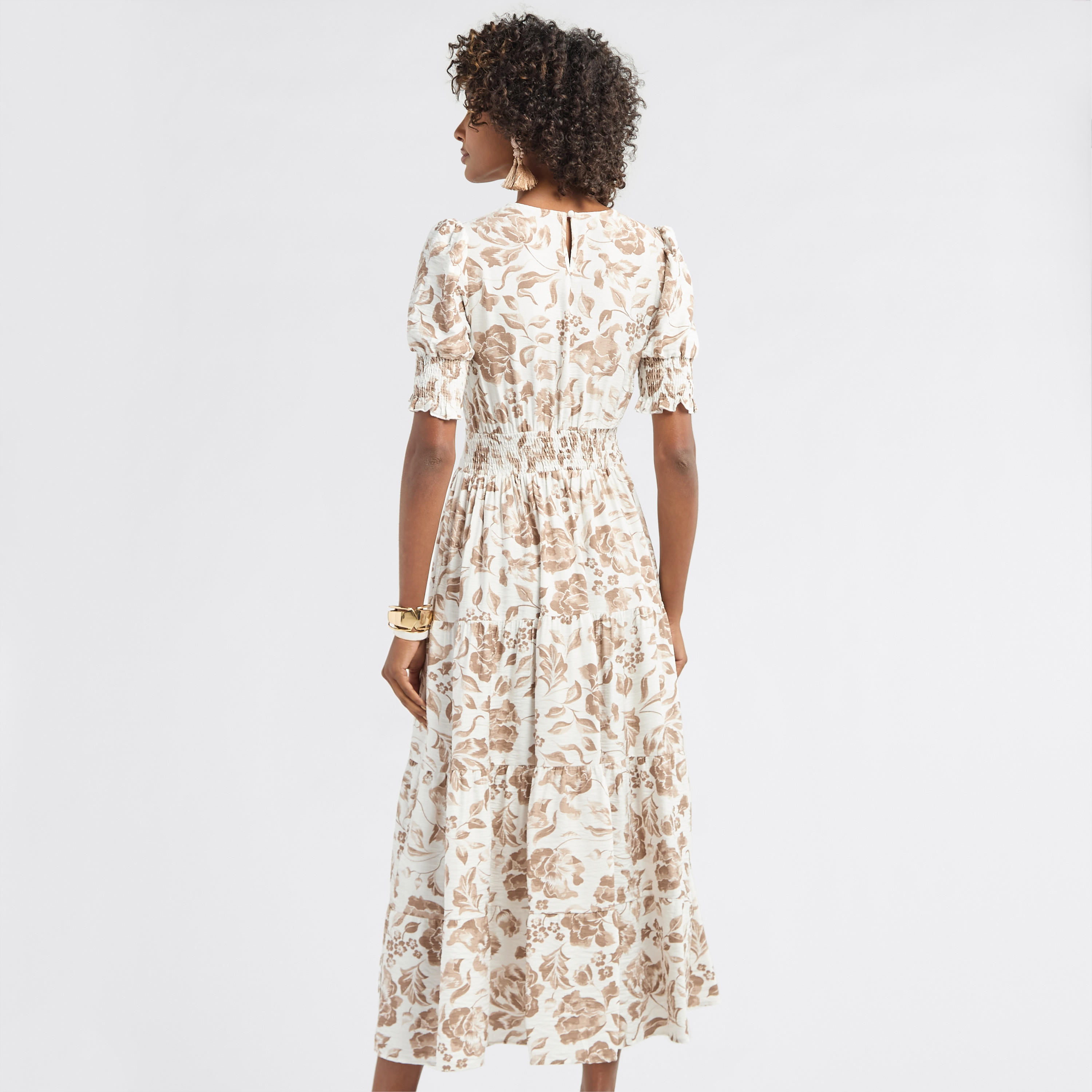 فستان ميدي بطبعات أزهار ودرزات وتفاصيل دانتيل-women-clothing-dresses-image-3