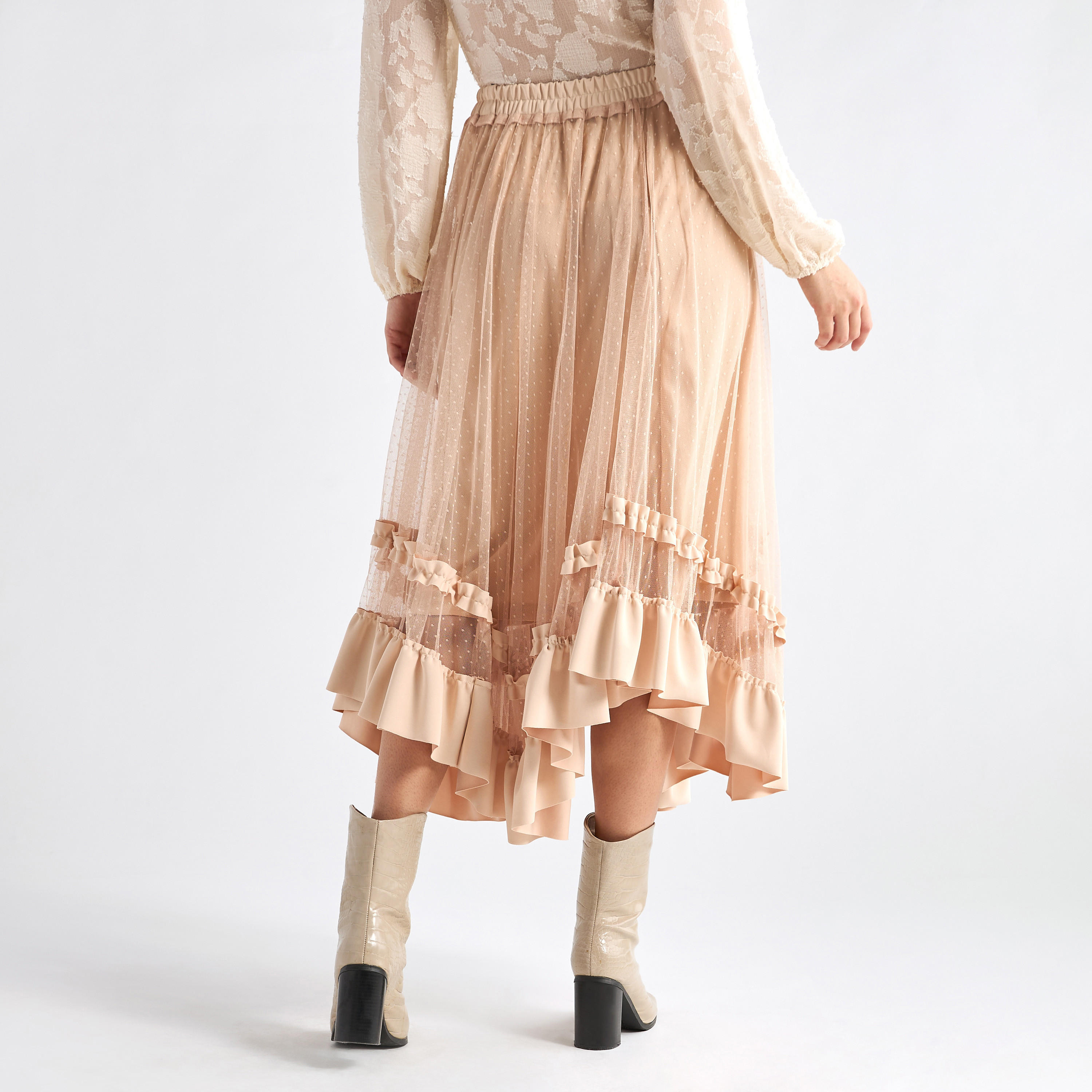 تنورة بتفاصيل كشكش وحوّاف غير مستويّة بارزة الملمس-women-clothing-bottoms-skirts-image-3