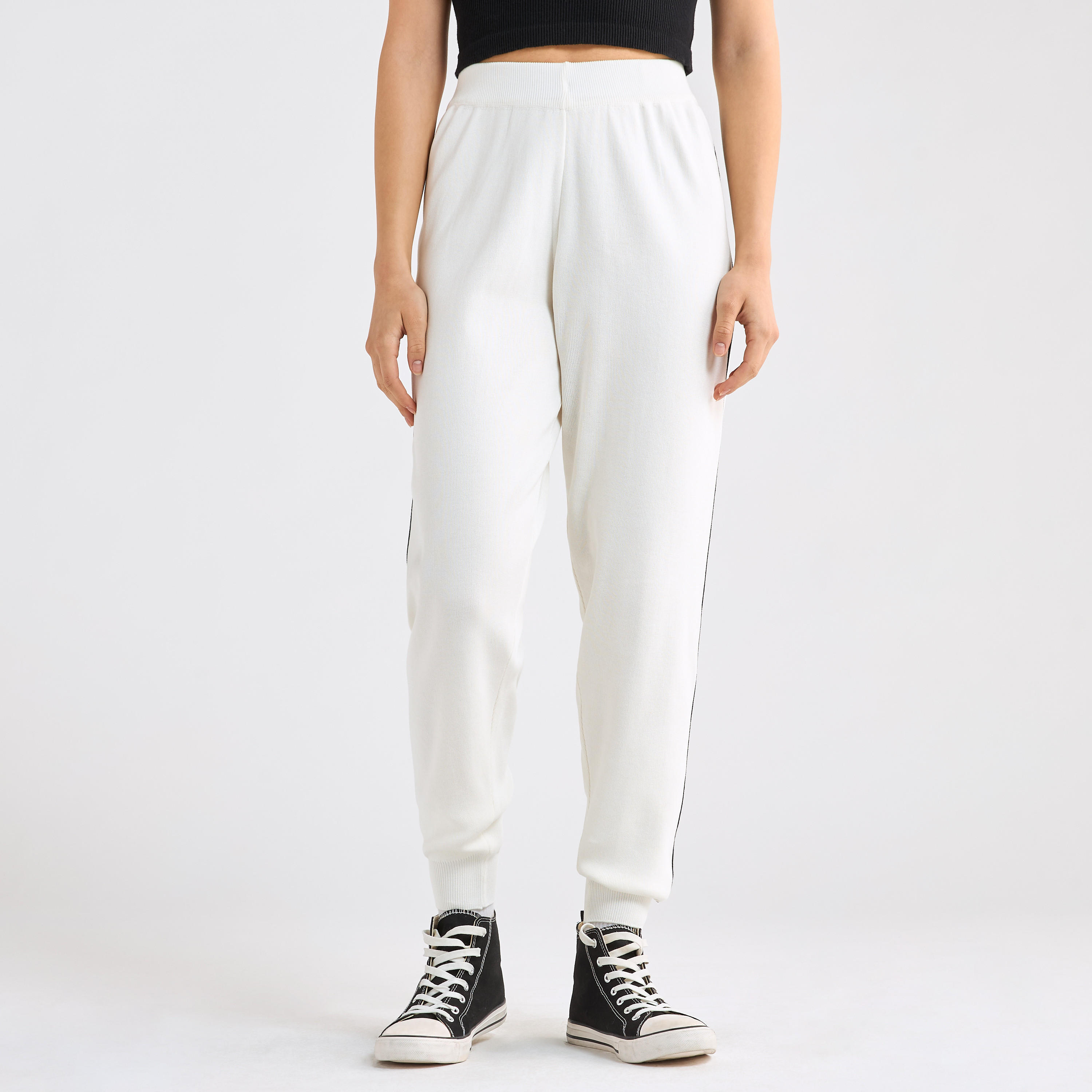 بنطلون رياضي بتصميم ألواح وجيوب وخصر مطاطي مضلّع-women-clothing-bottoms-joggers-image-5