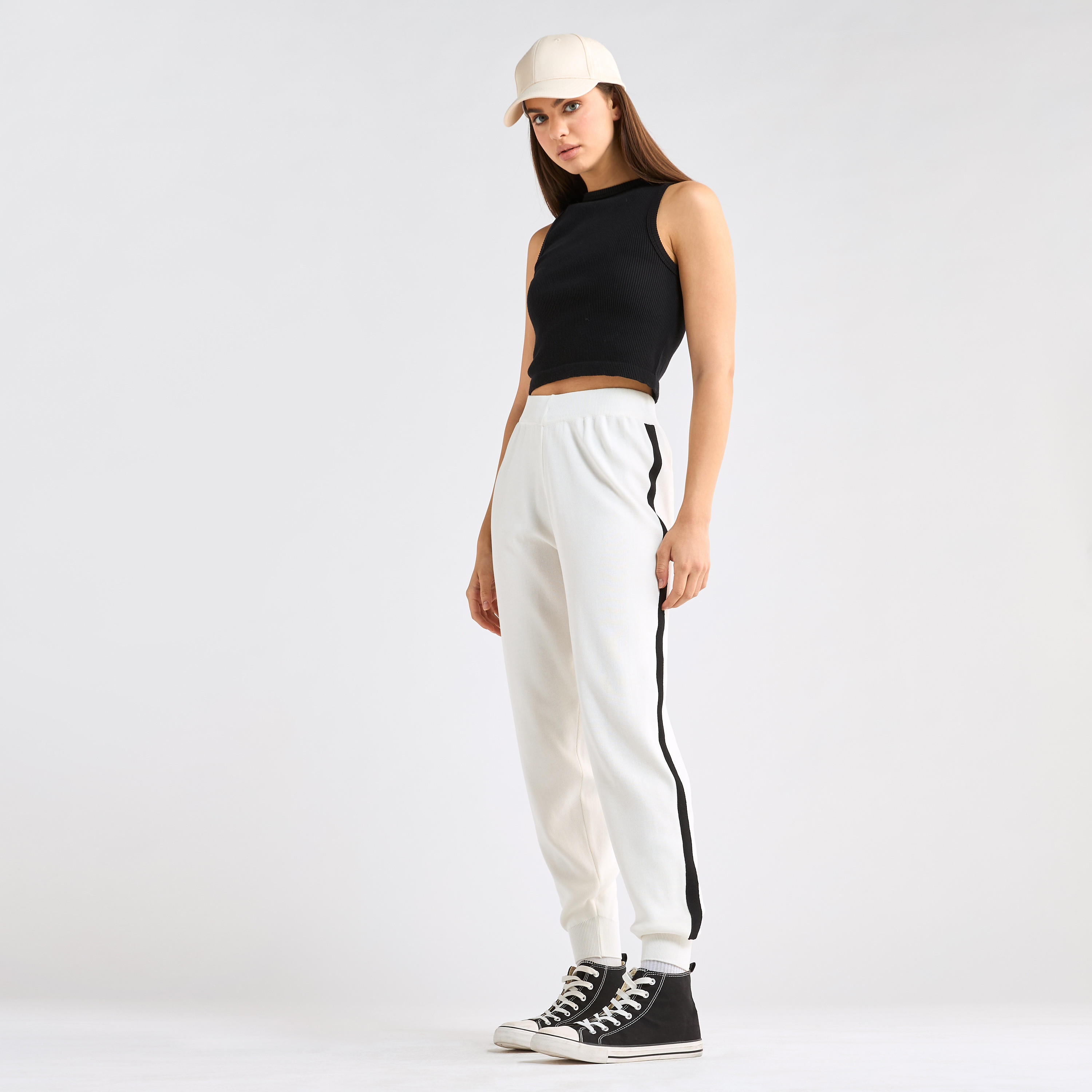 بنطلون رياضي بتصميم ألواح وجيوب وخصر مطاطي مضلّع-women-clothing-bottoms-joggers-image-6