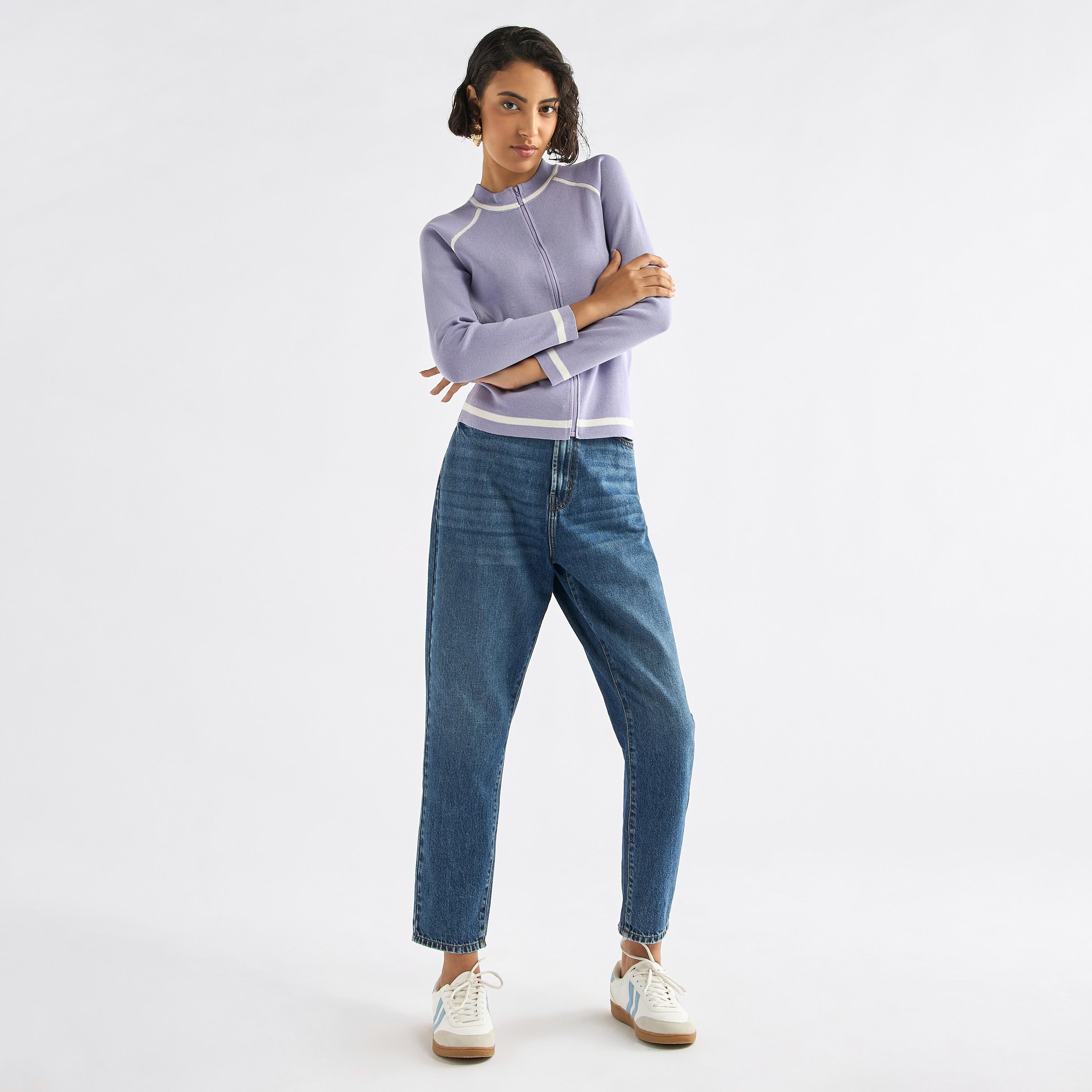 جاكيت مضلّع بأكمام مغايرة وياقة عالية وسحاب إغلاق-women-winterwear-coatsandjackets-jackets-image-2