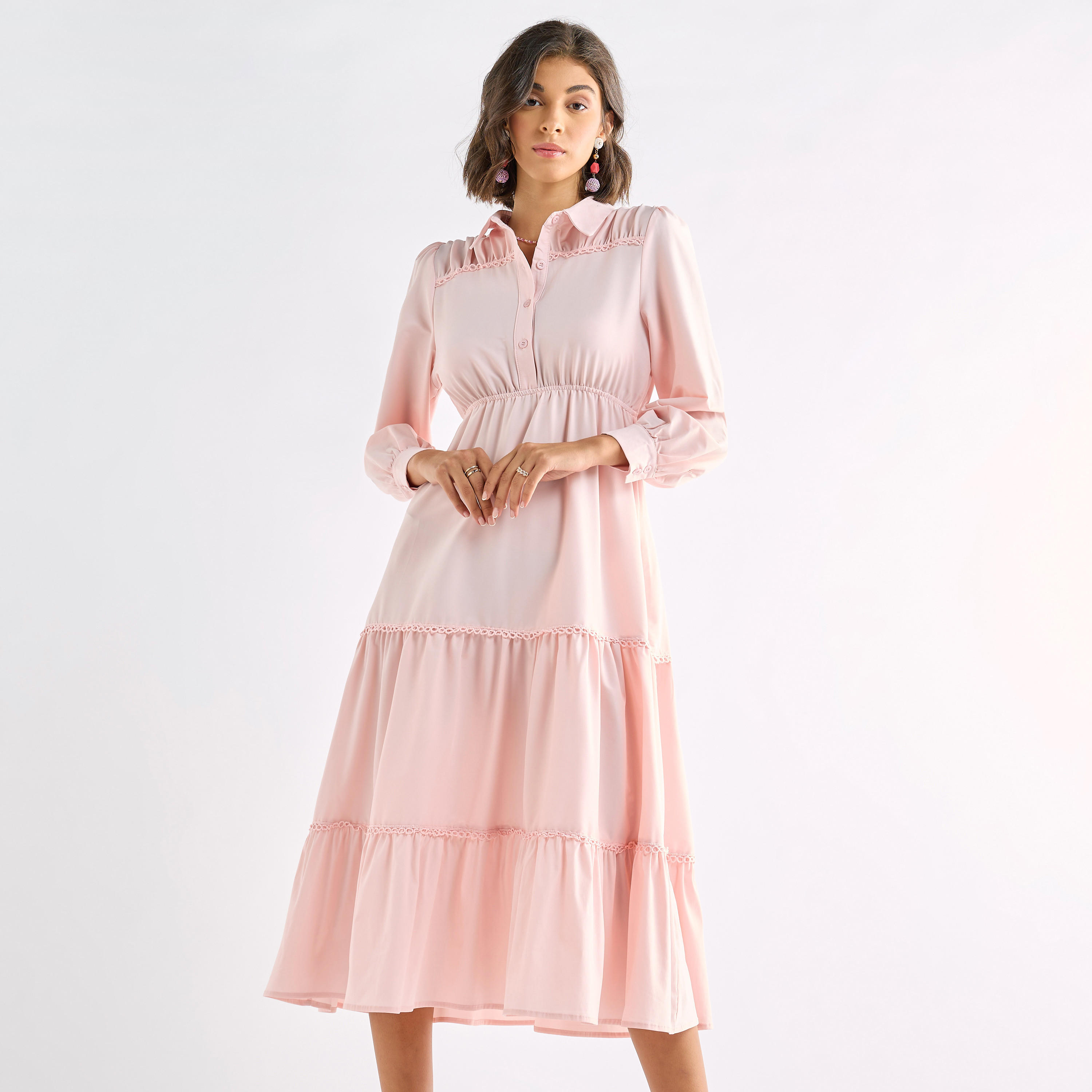 فستان ميدي سادة متعدد الطبقات بياقة عادية وأكمام منفوخة-women-clothing-dresses-image-2