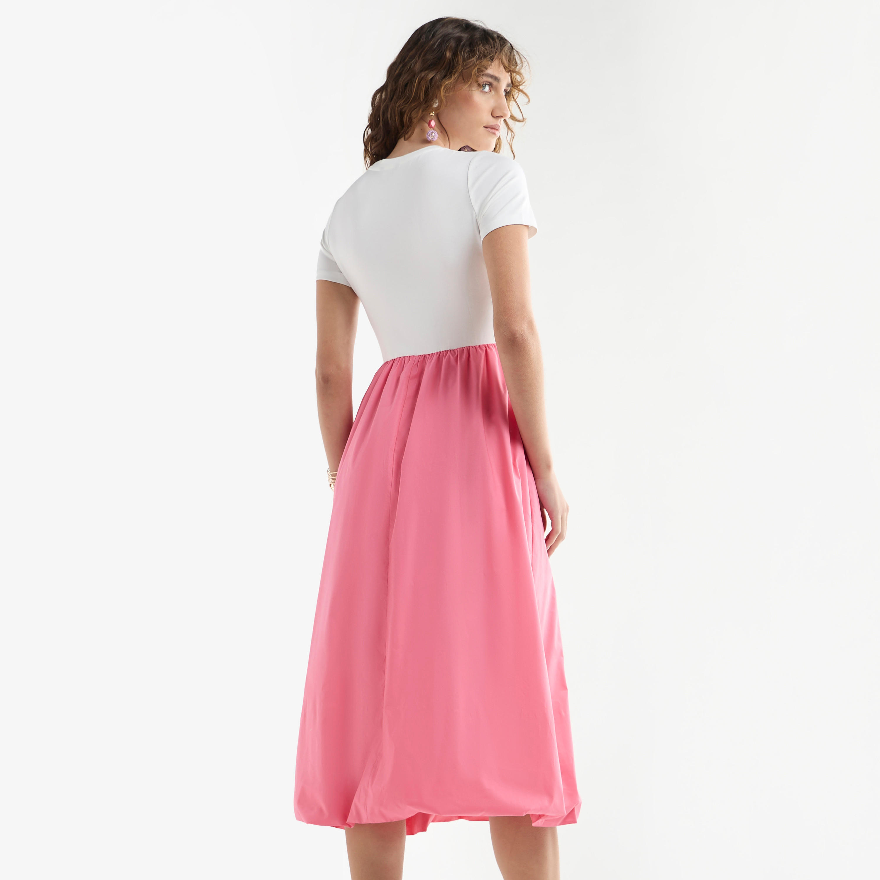 فستان قطن إيه لاين بتصميم قوالب ملونة وأكمام قصيرة وياقة مستديرة-women-clothing-dresses-image-11