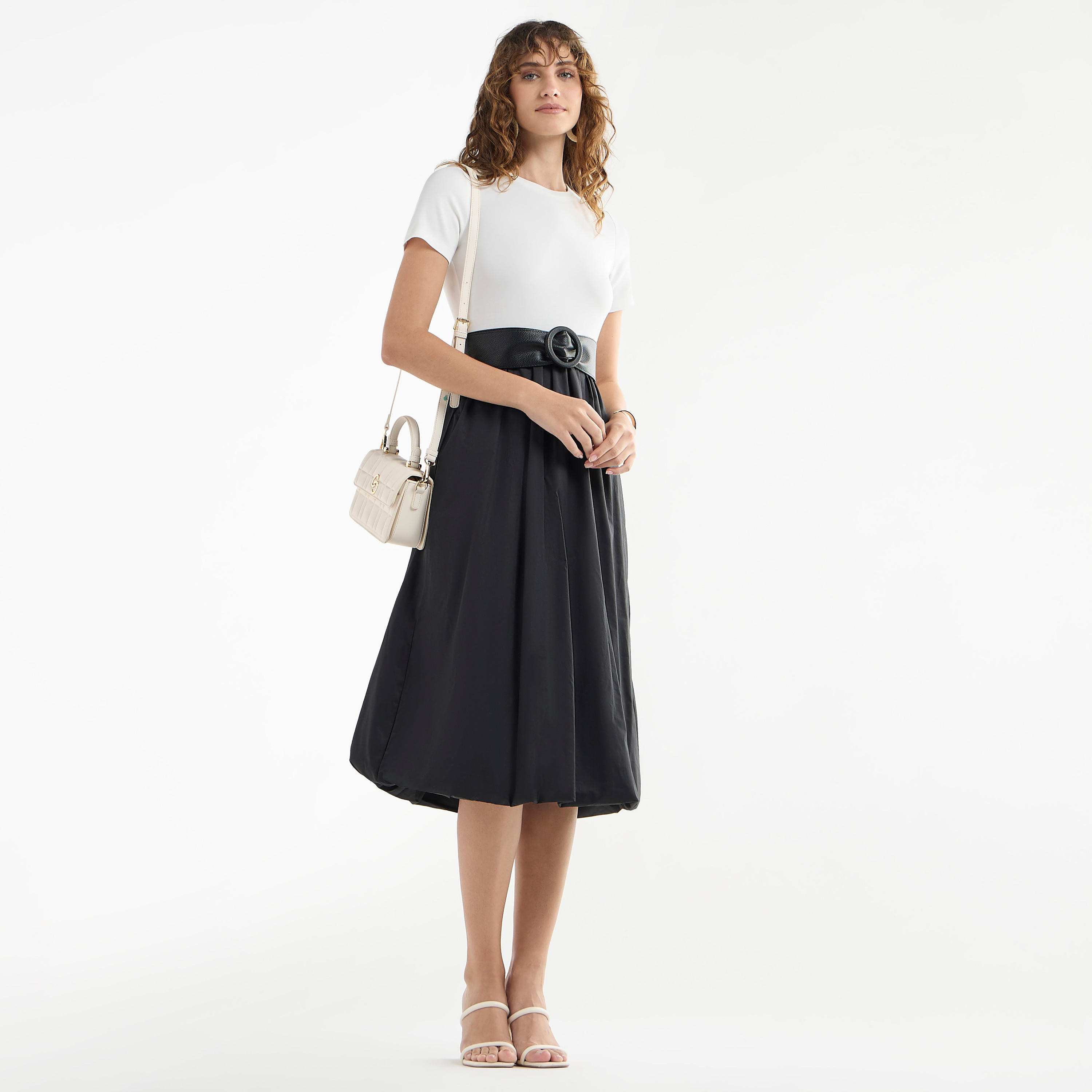 فستان قطن إيه لاين بتصميم قوالب ملونة وأكمام قصيرة وياقة مستديرة-women-clothing-dresses-image-2