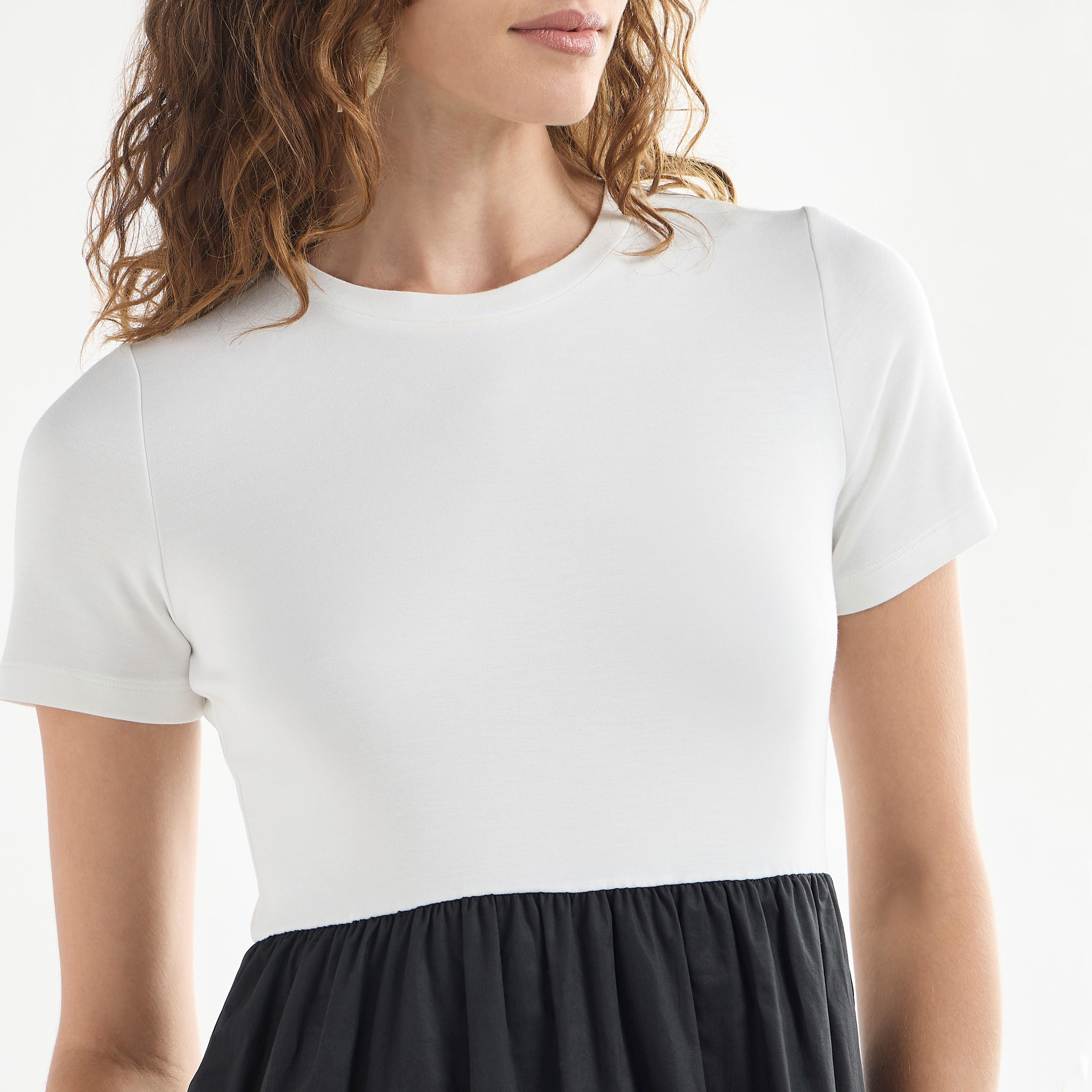 فستان قطن إيه لاين بتصميم قوالب ملونة وأكمام قصيرة وياقة مستديرة-women-clothing-dresses-image-4