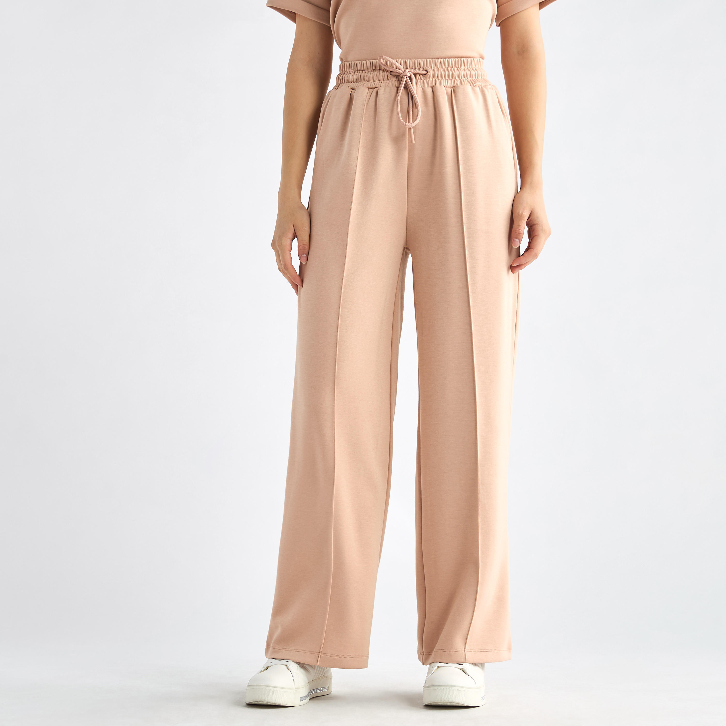 طقم بنطلون وتيشيرت بياقة ضيقة-women-clothing-coordsets-image-3